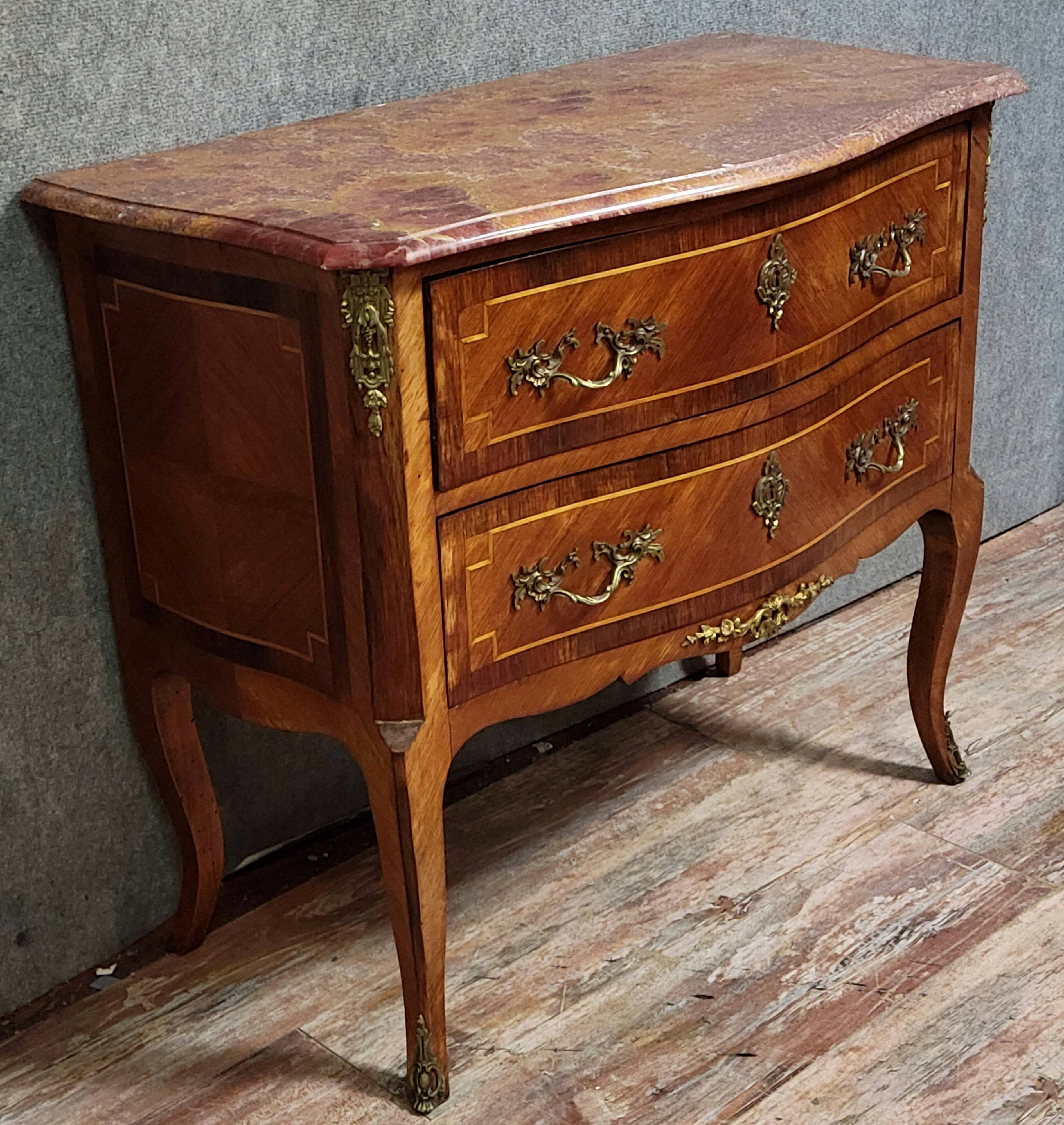 Lady's jump seat commode, curved, Louis XV style made of precious wood.