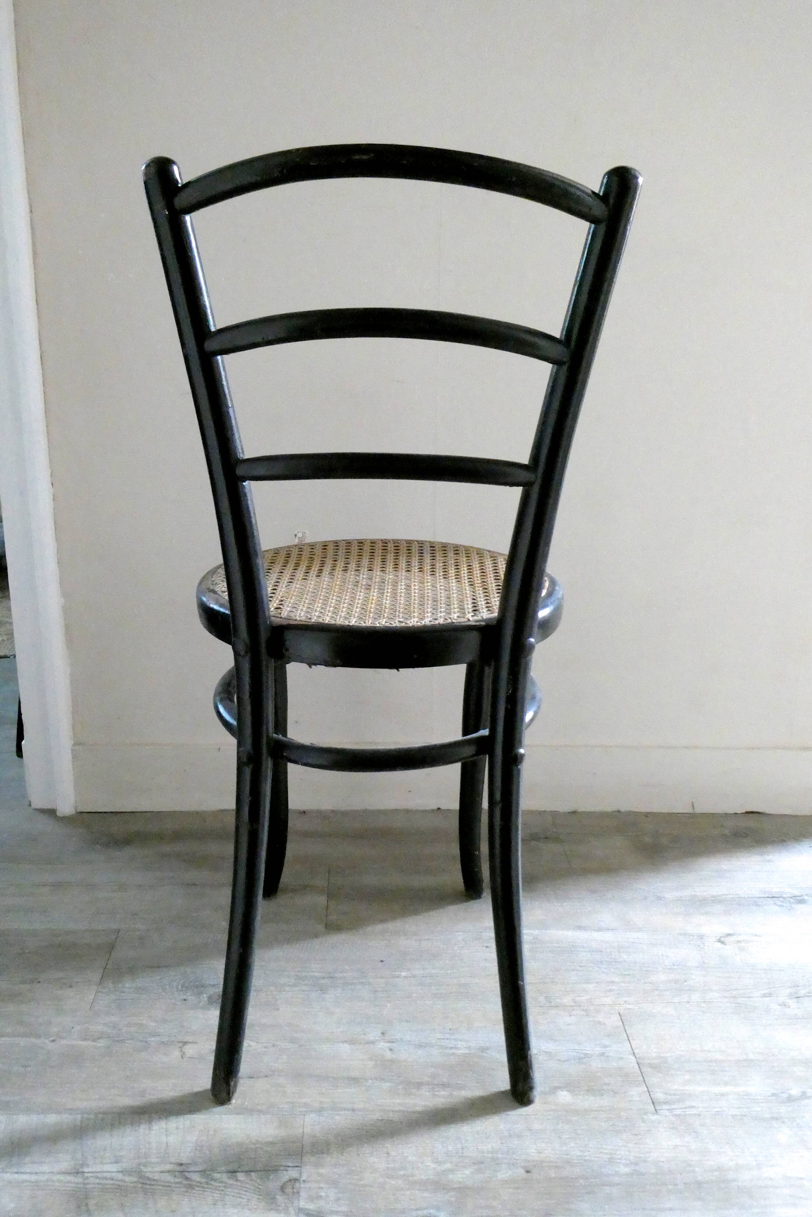 Thonet chair with cyear seating