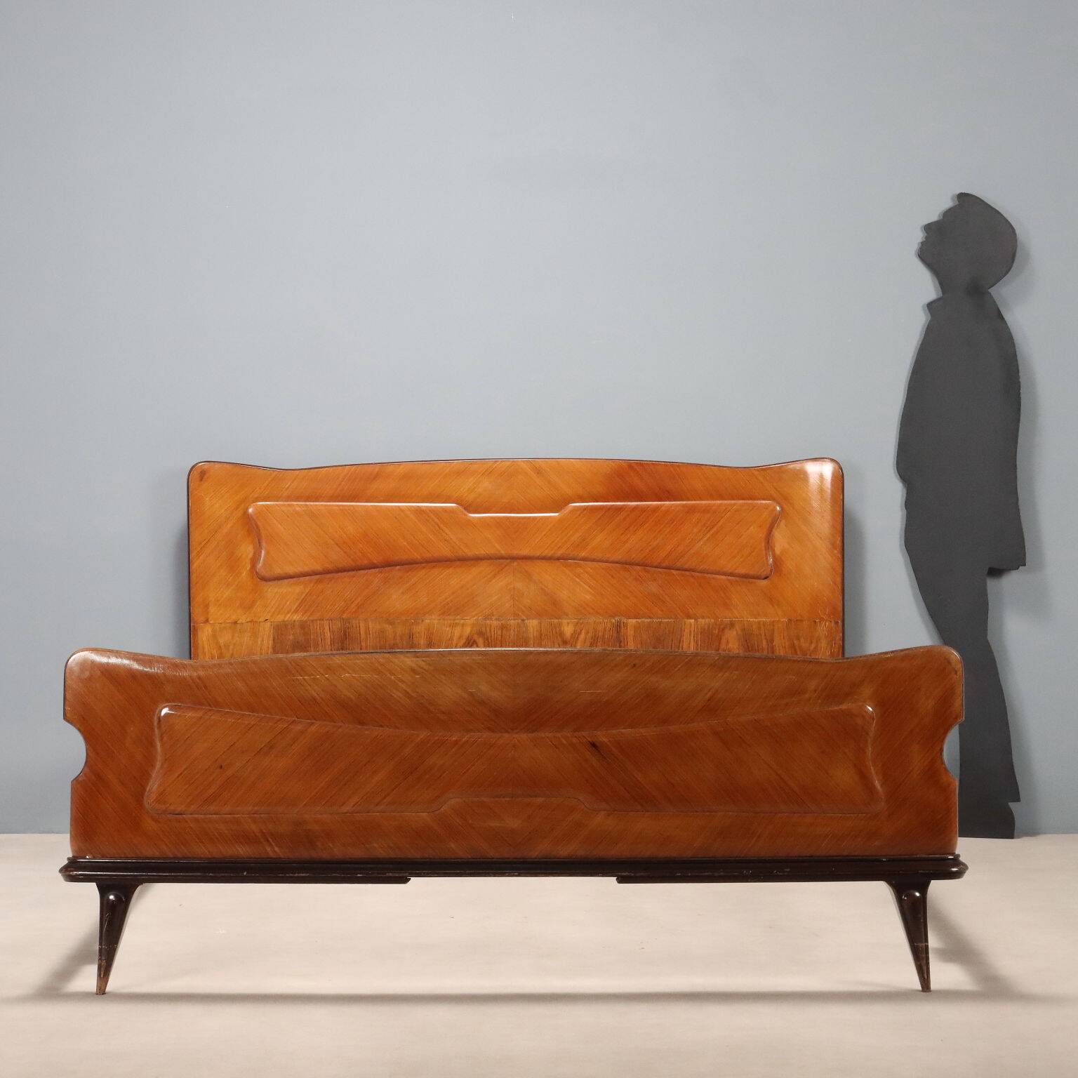 Bed from the 50s-60s