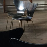 Four vintage ants chairs by Arne Jacobsen
