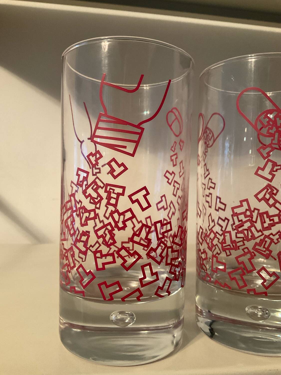 Set of 4 vintage Durobor glasses with bubble foot