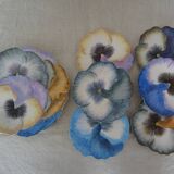 Dessert service 1 main course & 6 plates shape flowers Vallauris signed Guillot