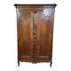 Armoire régionale époque Louis XV en noyer massif.