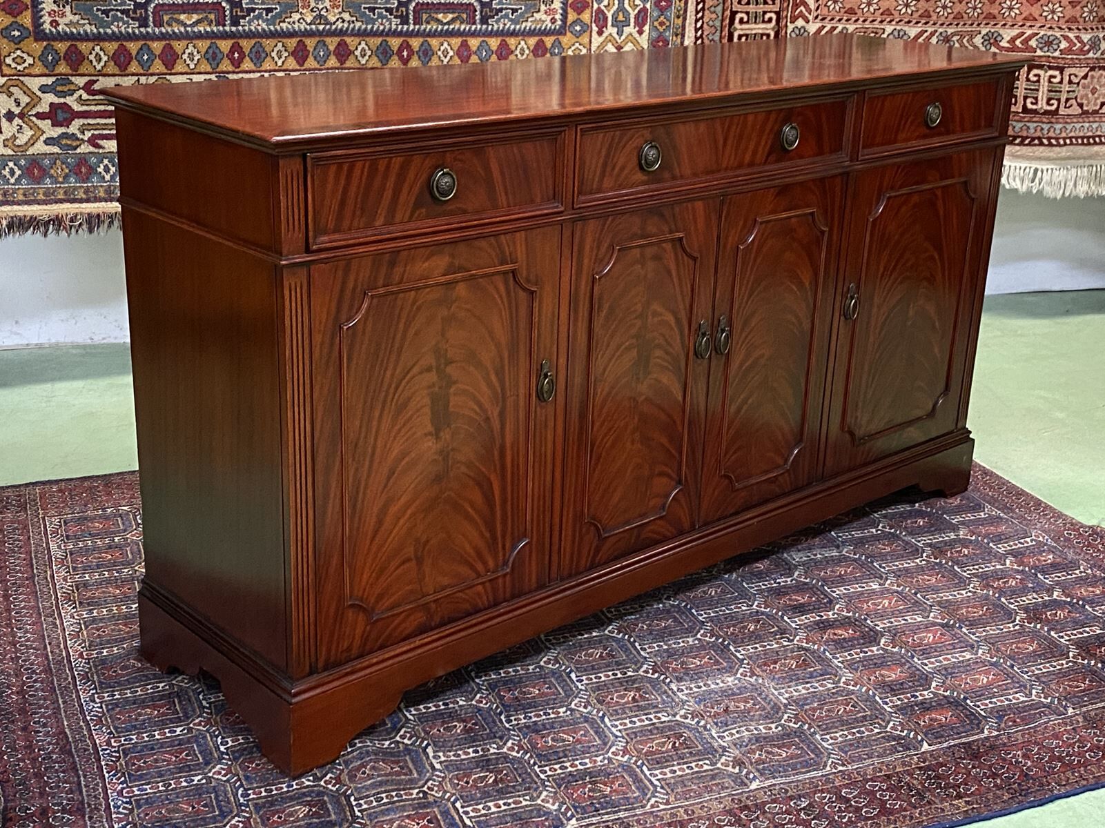 English mahogany line - 50s