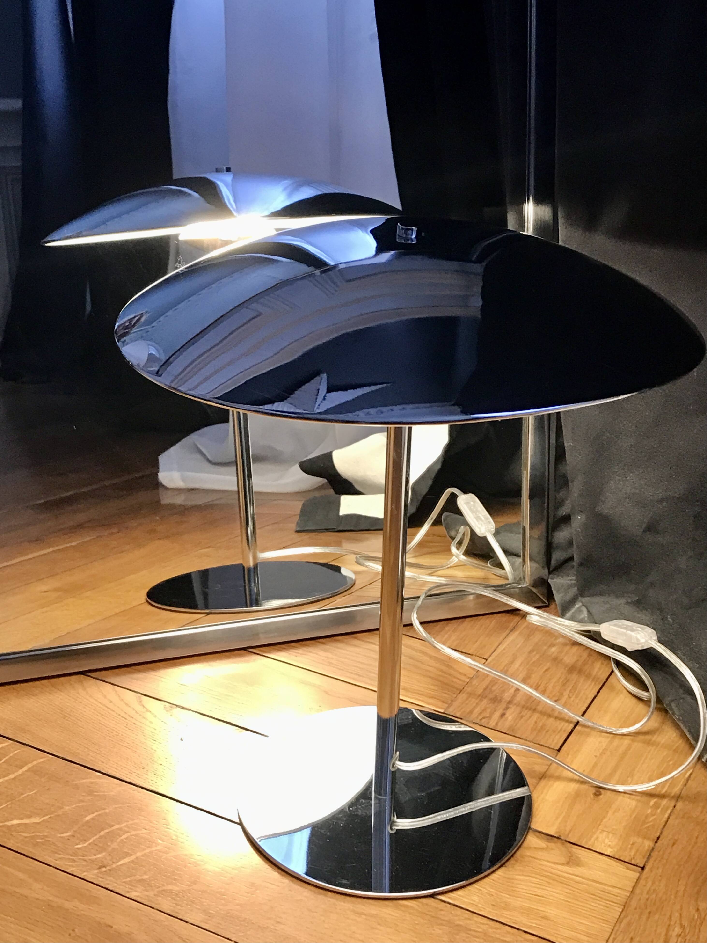 Chrome metal UFO or mushroom lamp