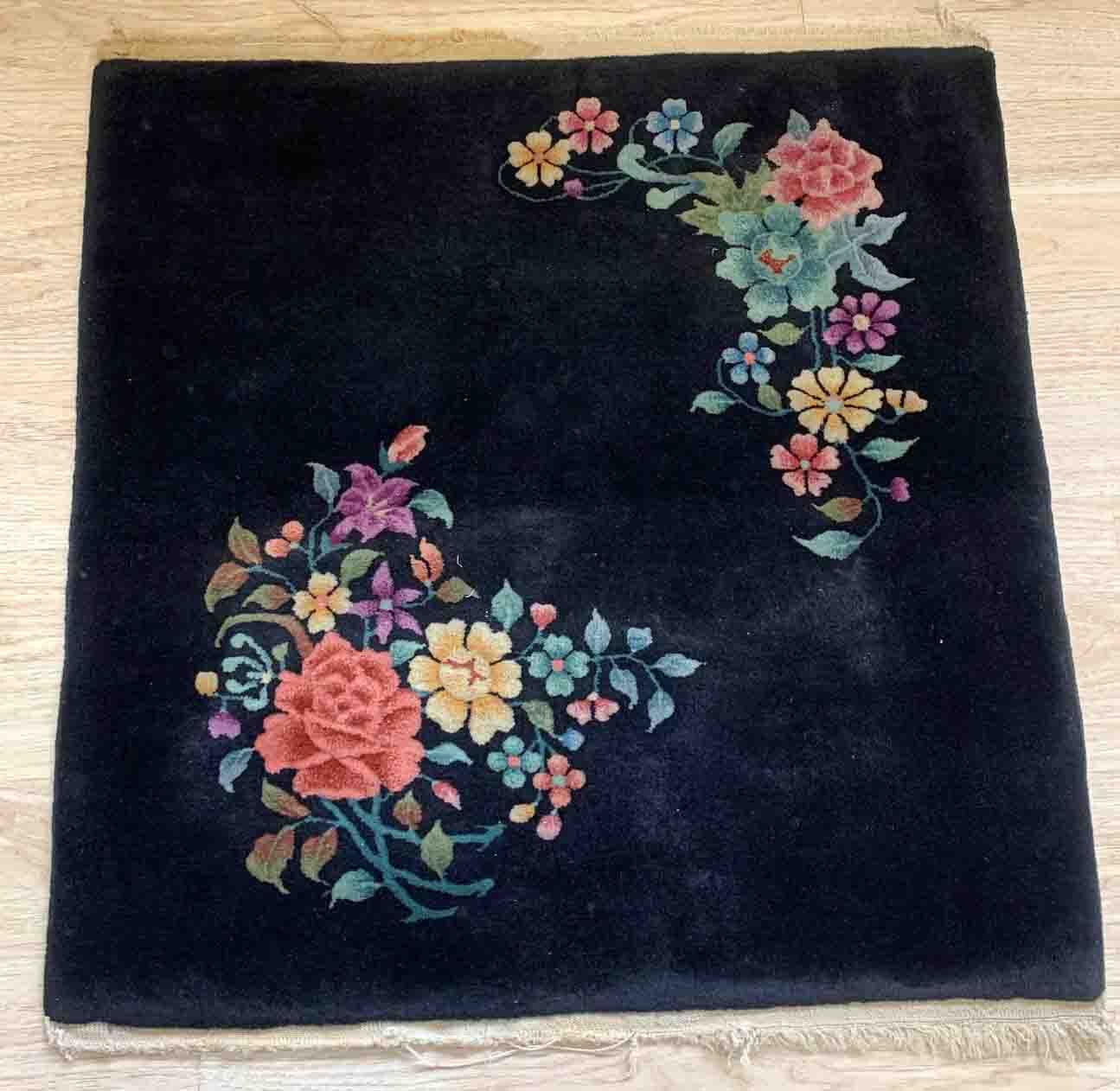 Antique Chinese carpet Art Deco handmade 94cm x 94cm 1920s