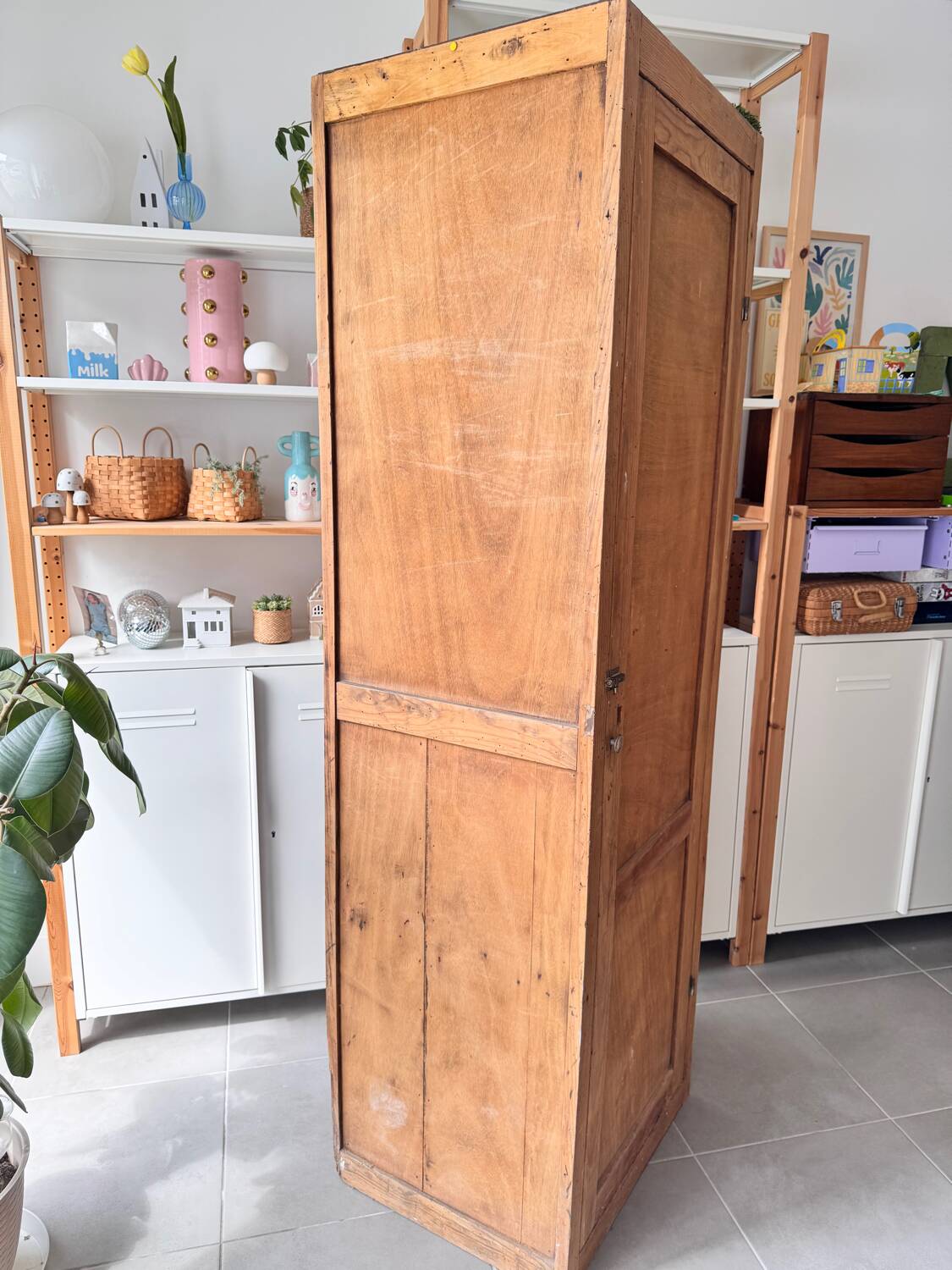 Tall men's wardrobe - Parisian - bonnetière