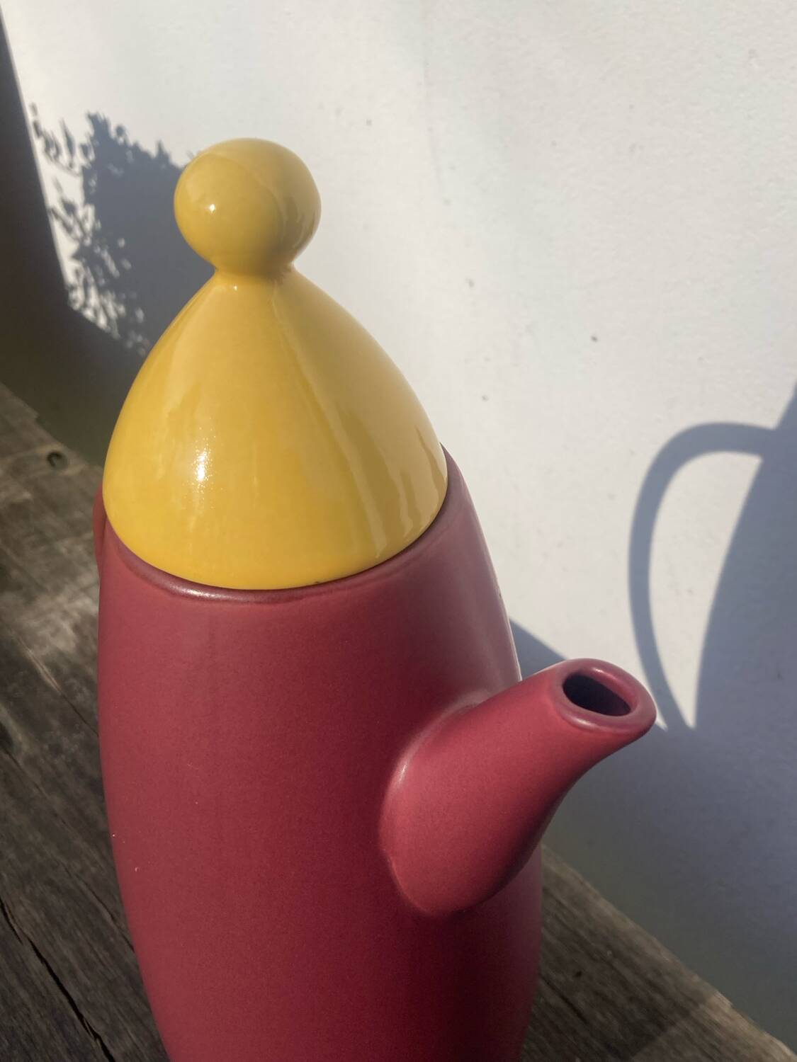 80s Memphis ceramic teapot