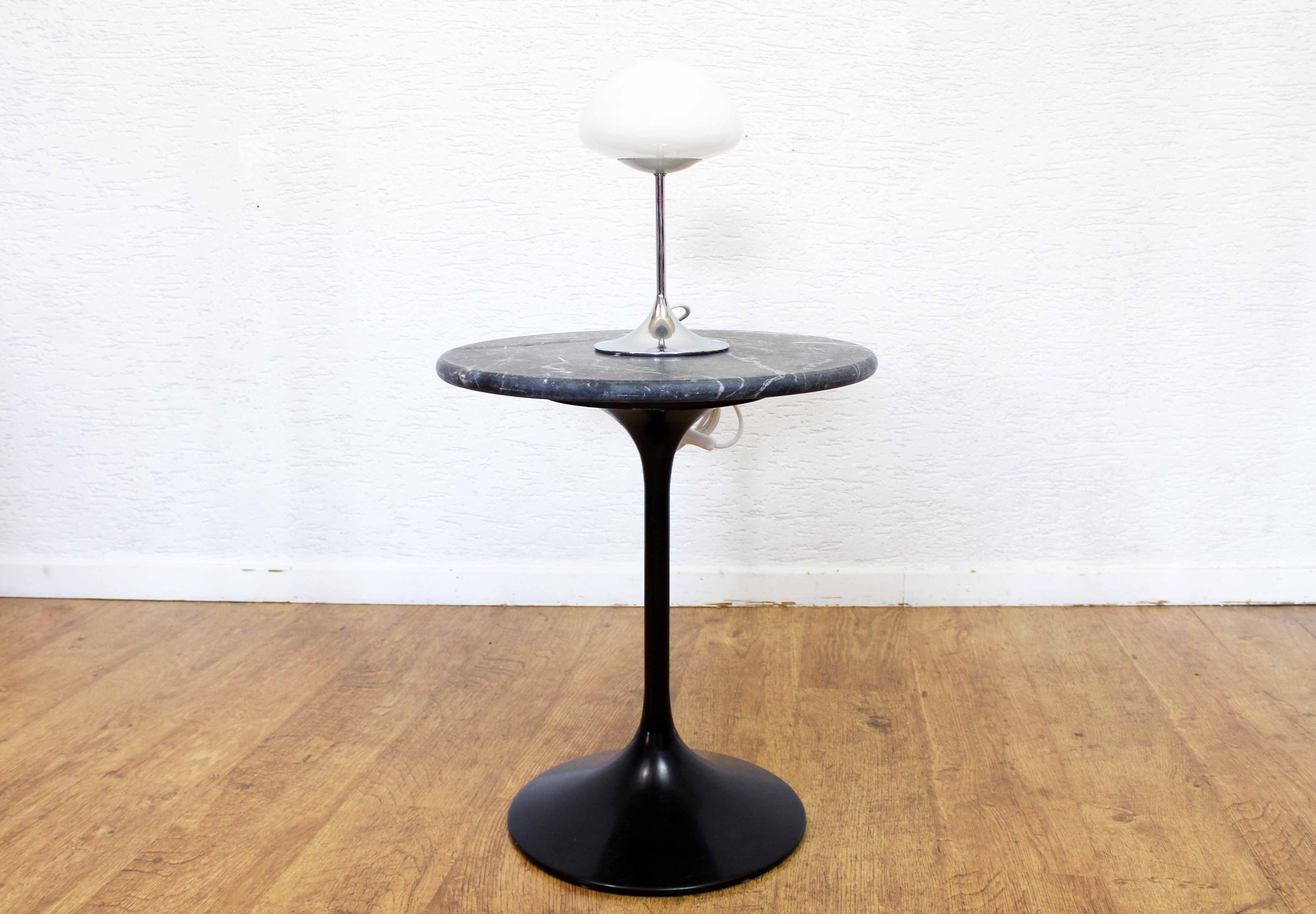 Vintage tulip foot table