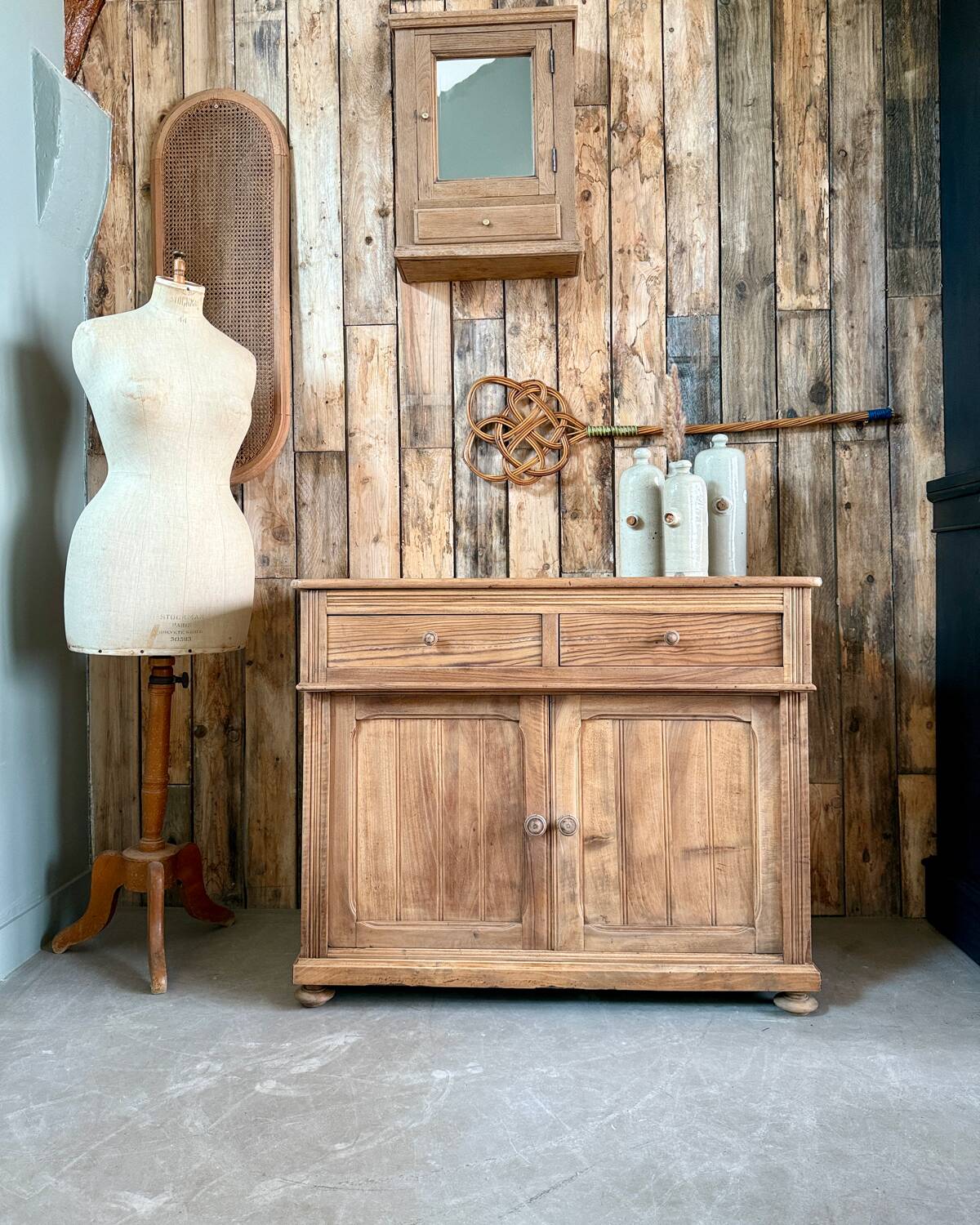 Country sideboard (renovated)