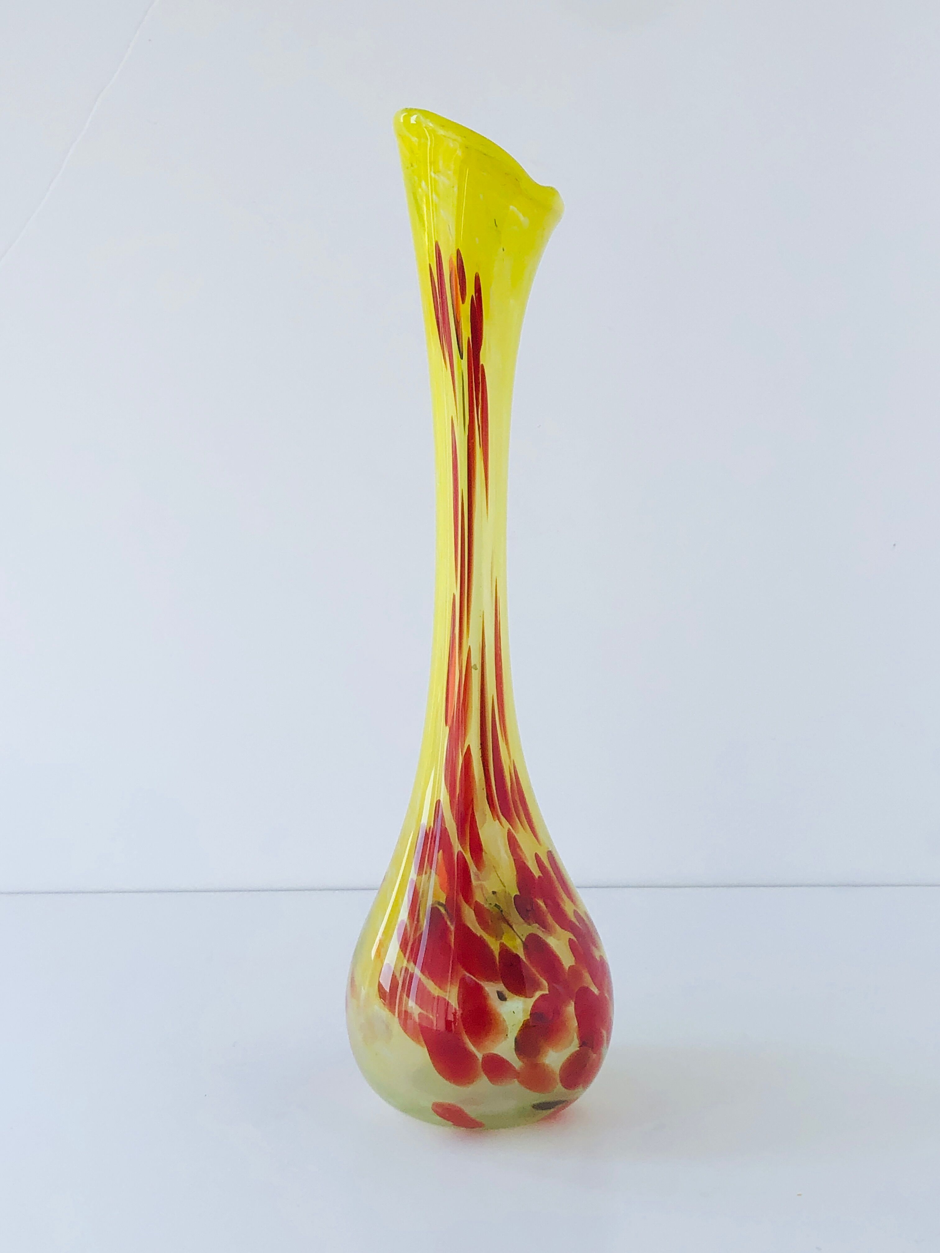 Vase soliflore vintage blown glass