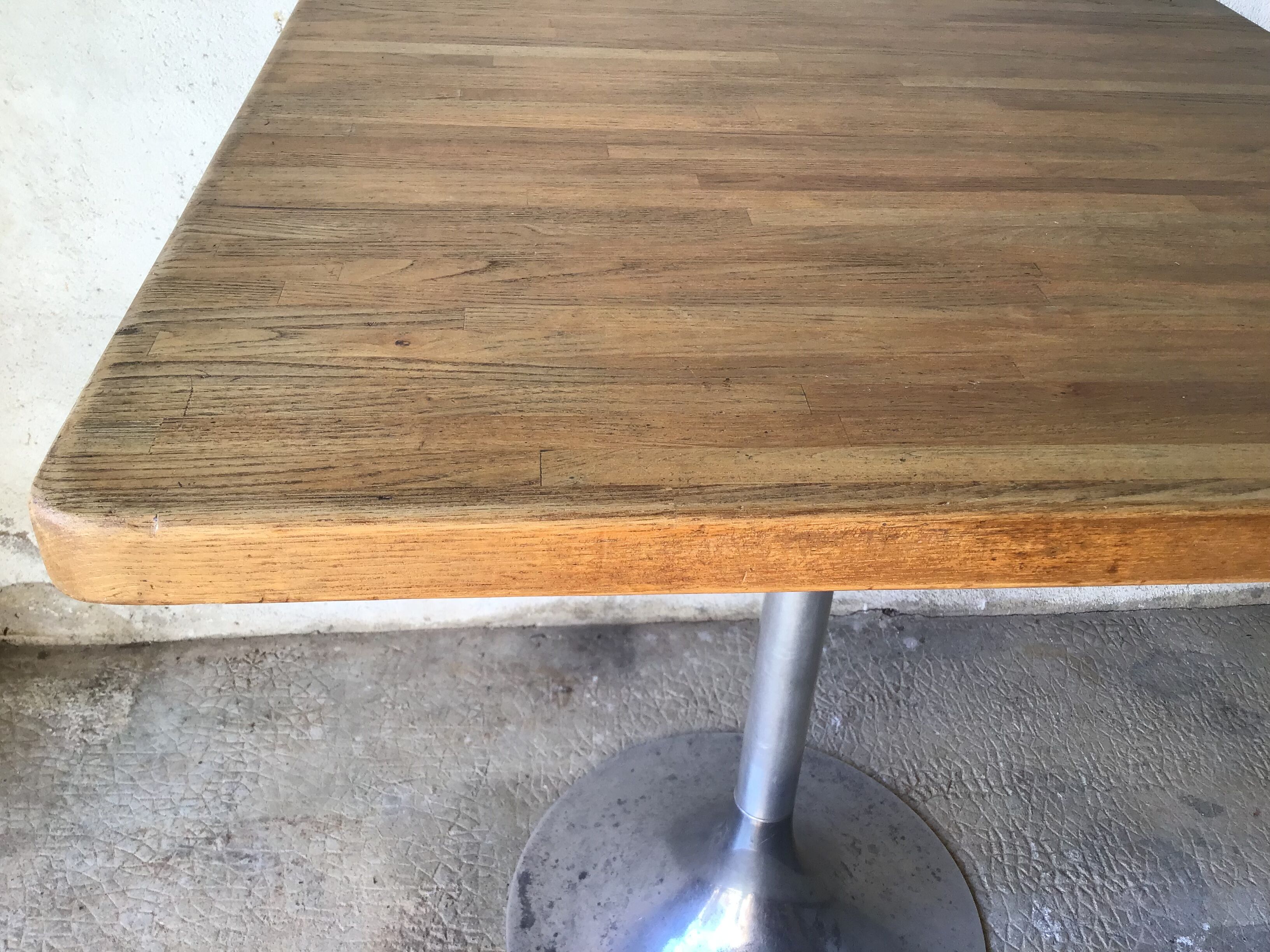 Table bistrot