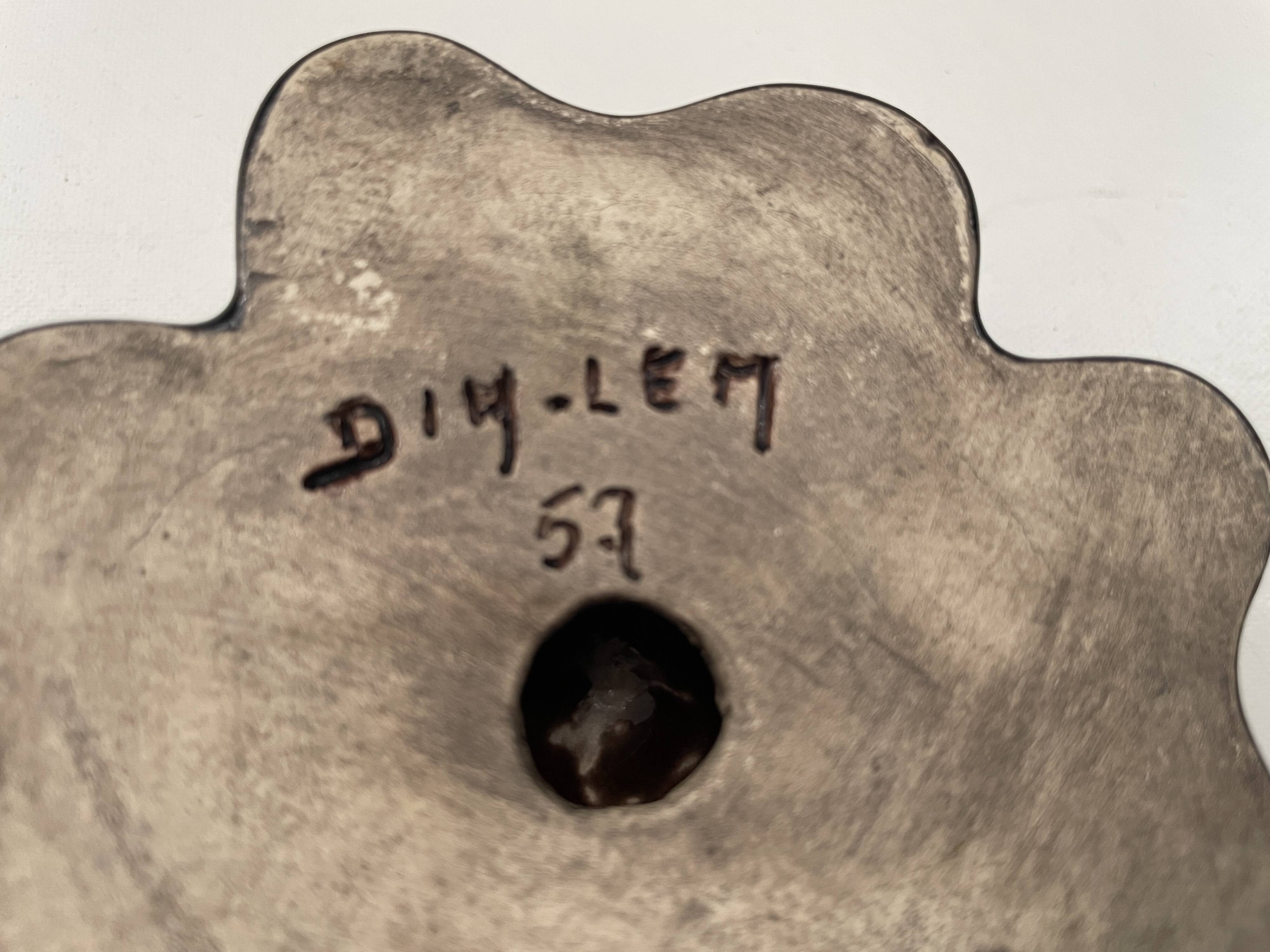 Ashtray or catch-all in ceramic from the 1950s, signed Dih-lem.