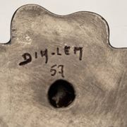 Ashtray or catch-all in ceramic from the 1950s, signed Dih-lem.