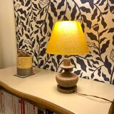 Table lamp with turned base