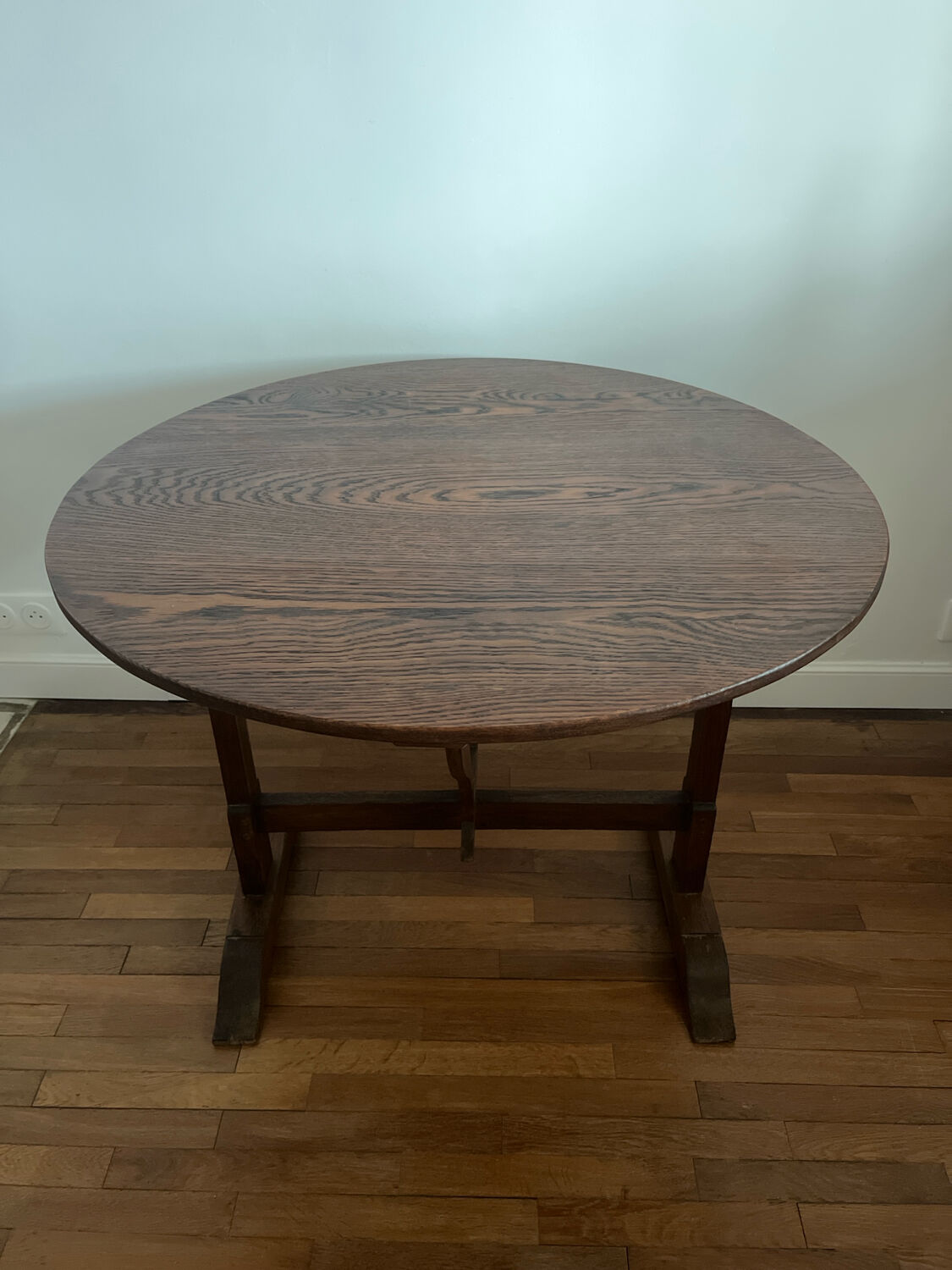 Old winegrower's table