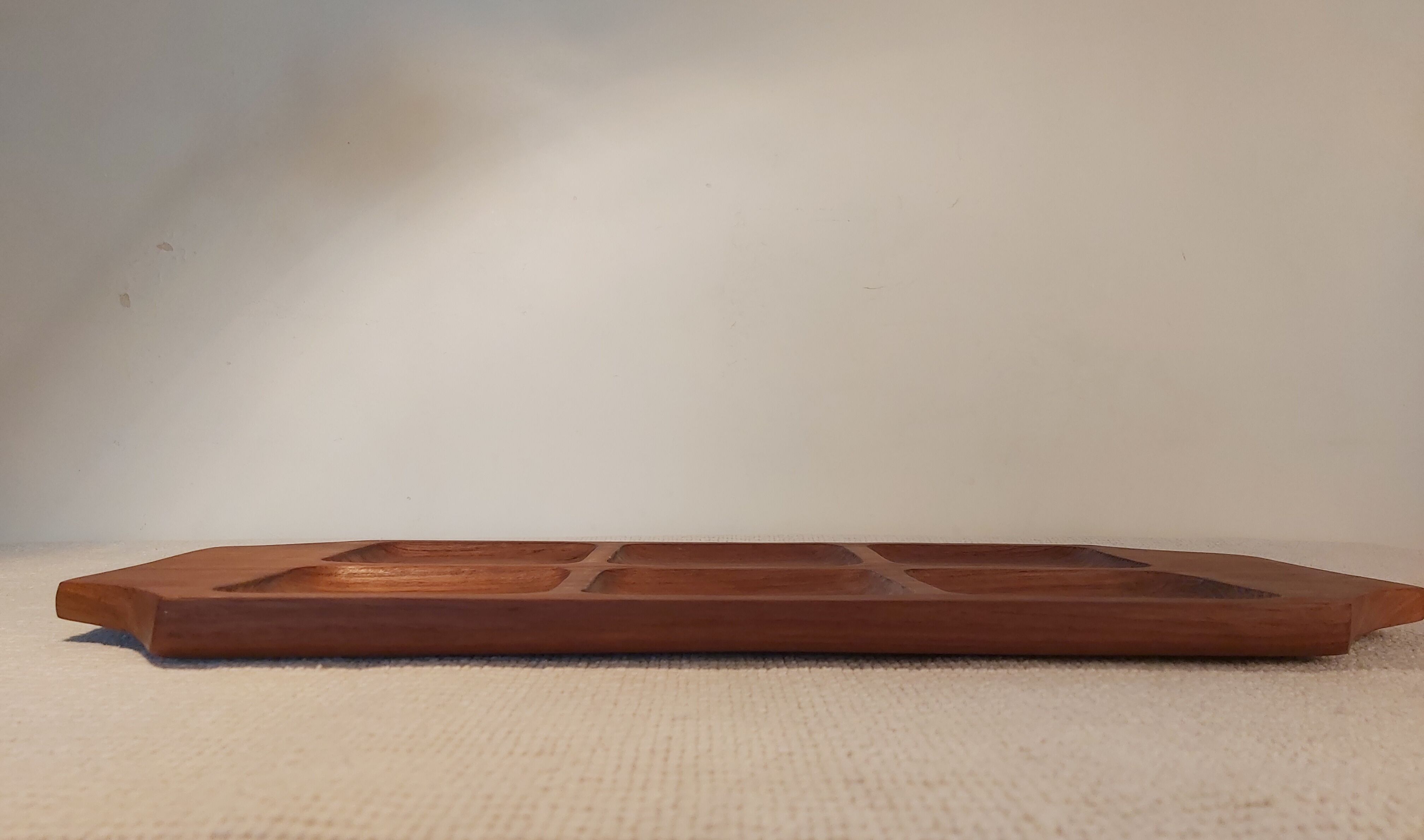 Scandinavian teak dish 60