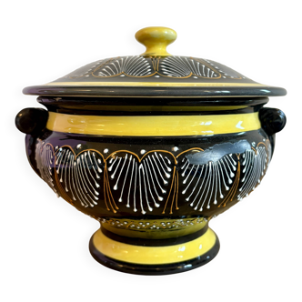 Quimper earthenware soup tureen - HB Henriot