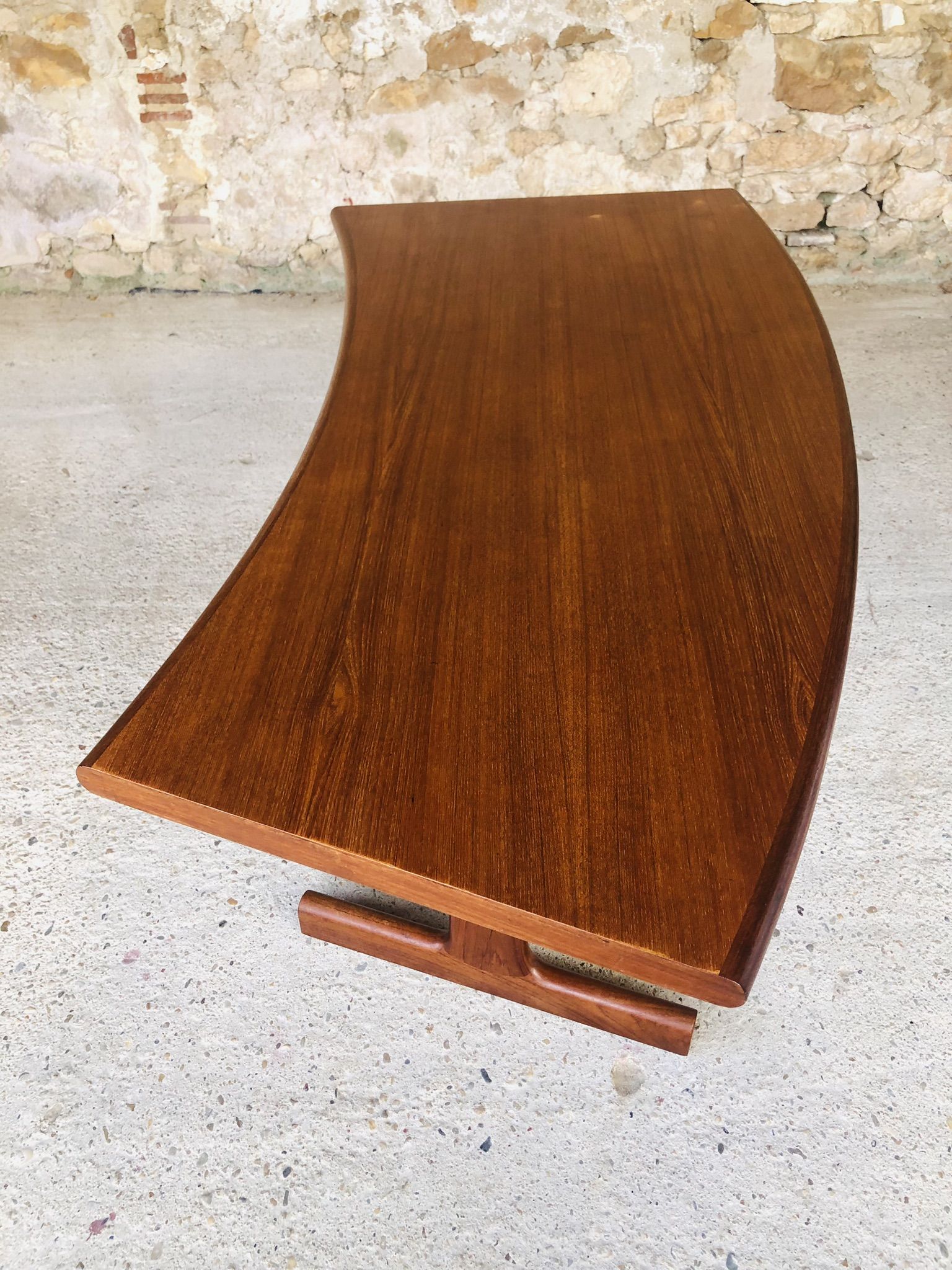 Table basse en teck danoise, Johannes Andersen pour CFC Silkeborg, Circa 60's