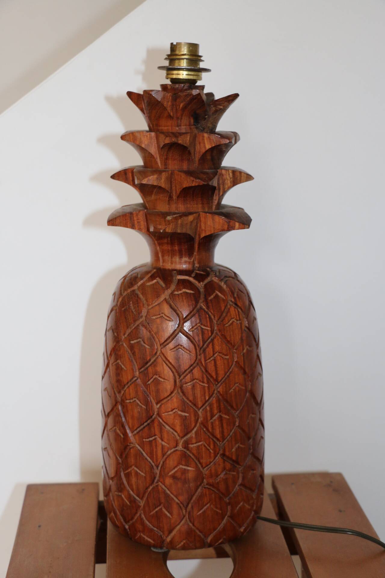 Lampe bois ananas avec abat-jour tissu 650mm