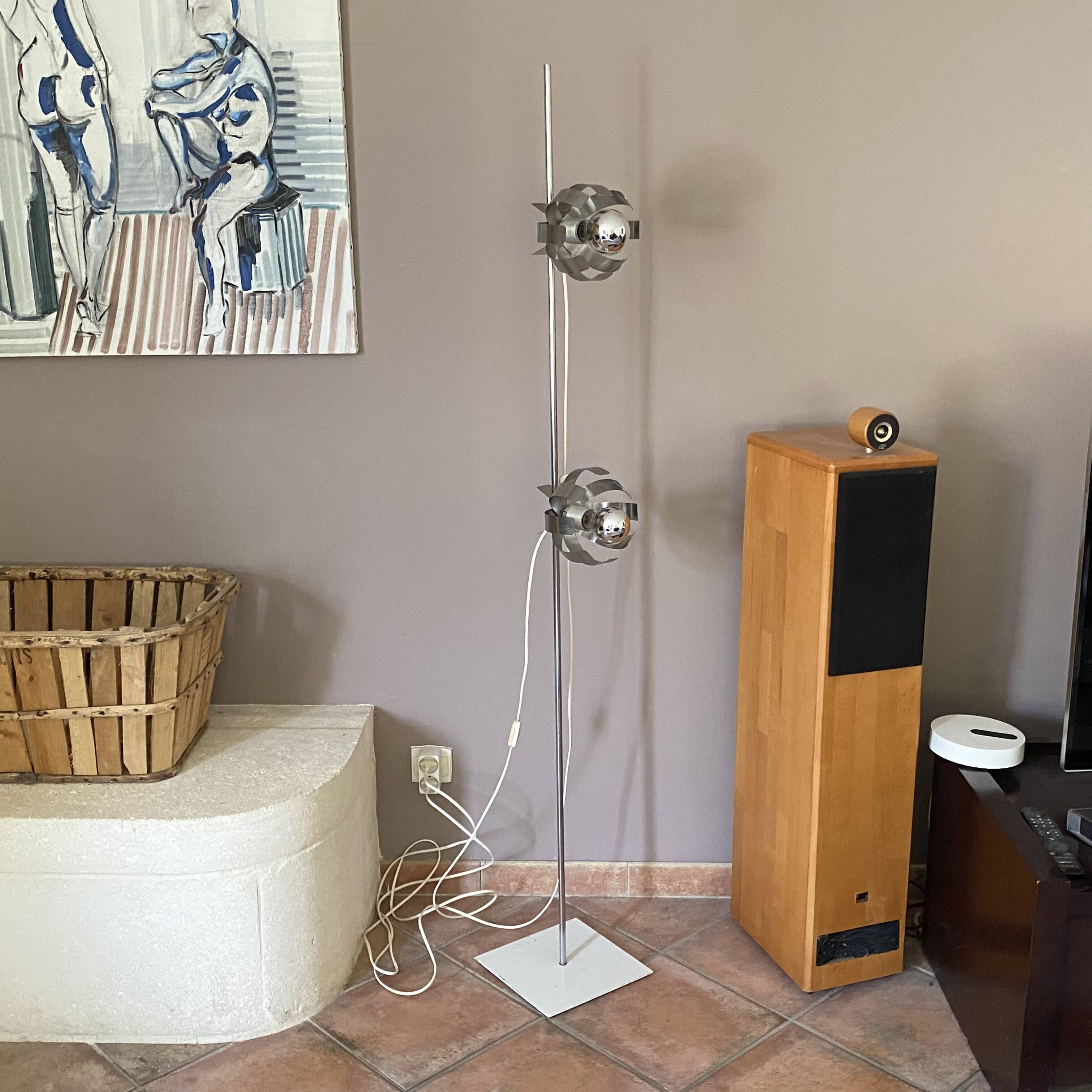 Space age floor lamp. 2 sputnik spots. 1970.