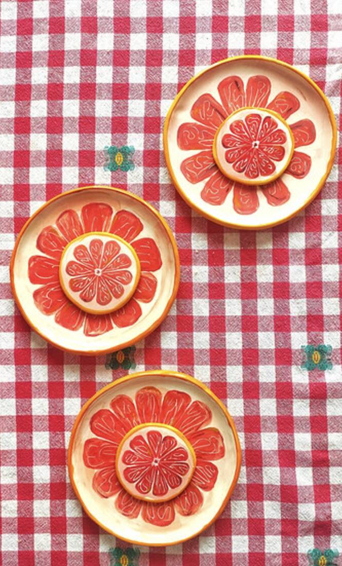 Pink grapefruit plate 20 cm