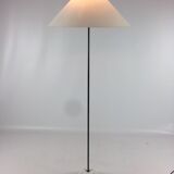 Lampadaire 'Snow' de Vico Magistretti  pour Oluce Italie 1973