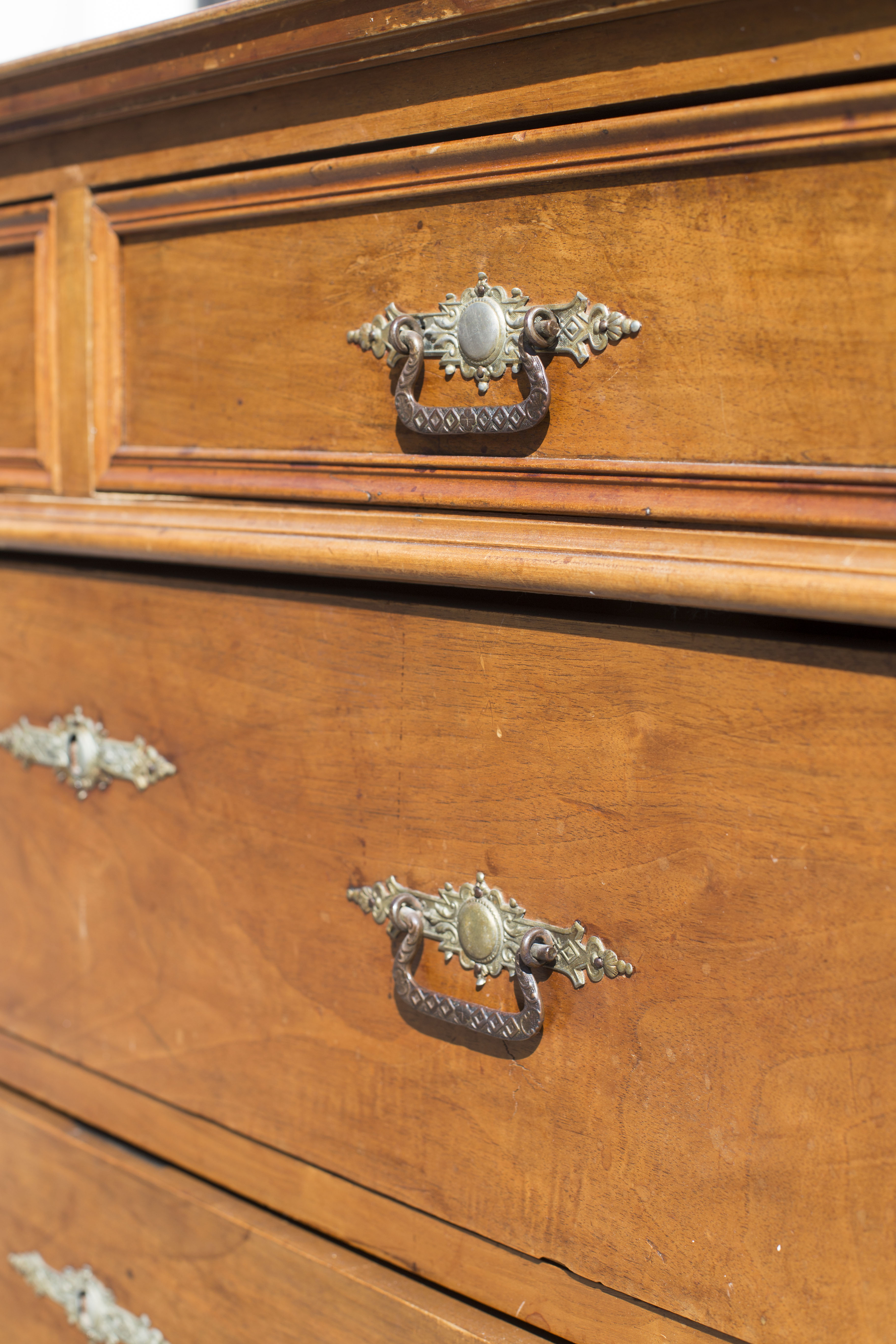 Commode 4 tiroirs en merisier