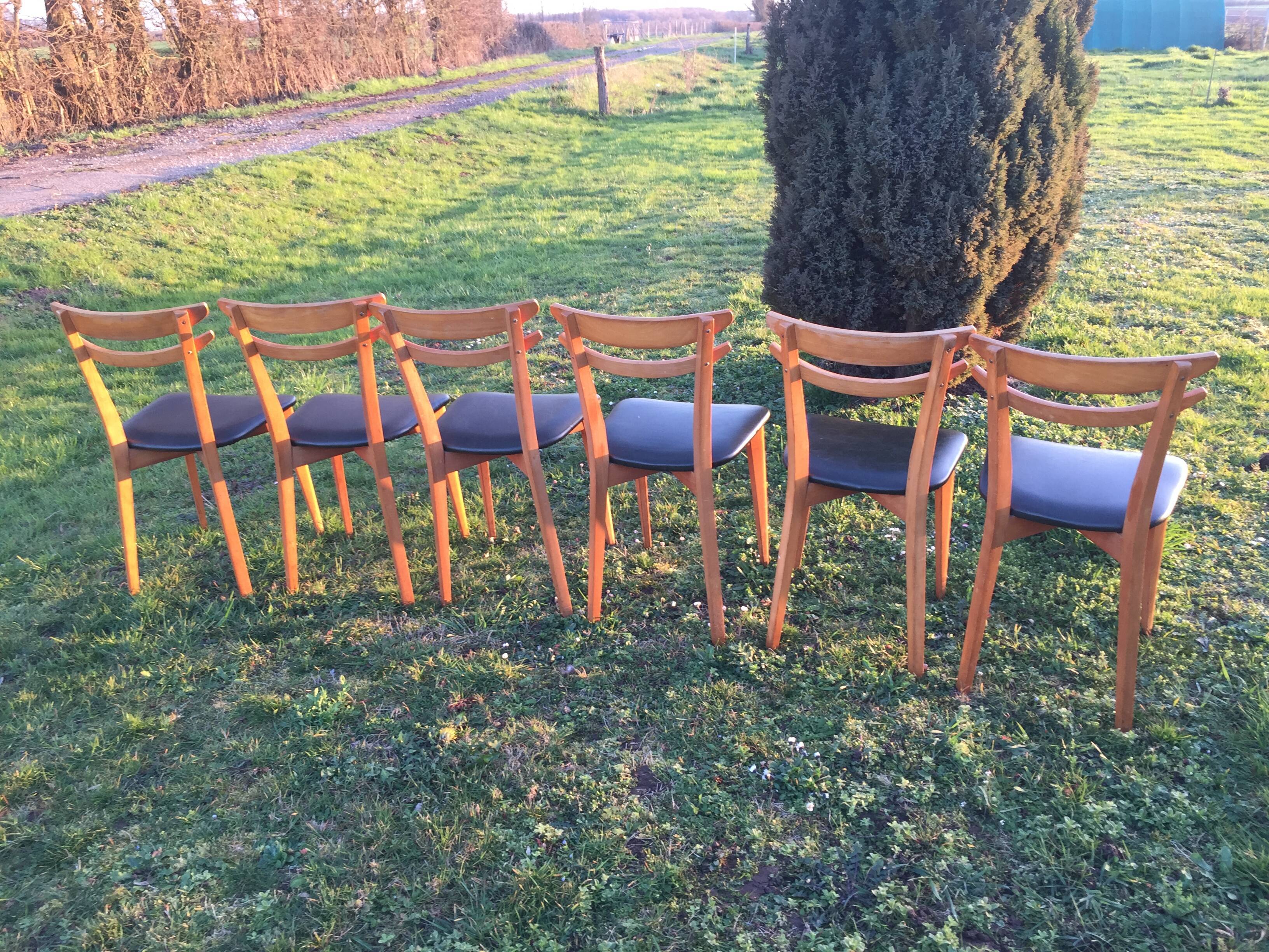 Series of 6 Scandinavian chairs