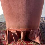 Pink velvet toad armchair