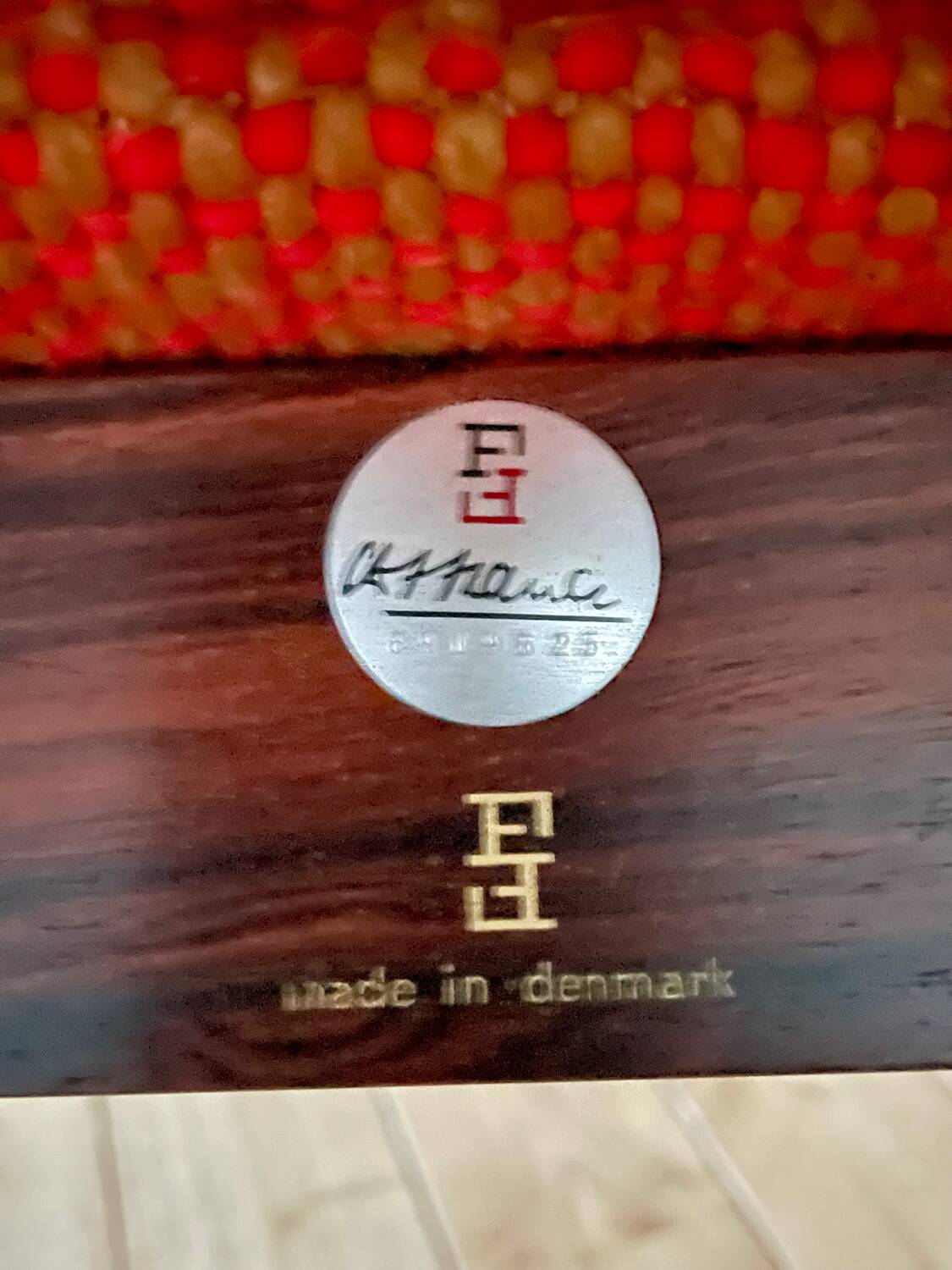 Paire chauffeuses scandinaves vintage