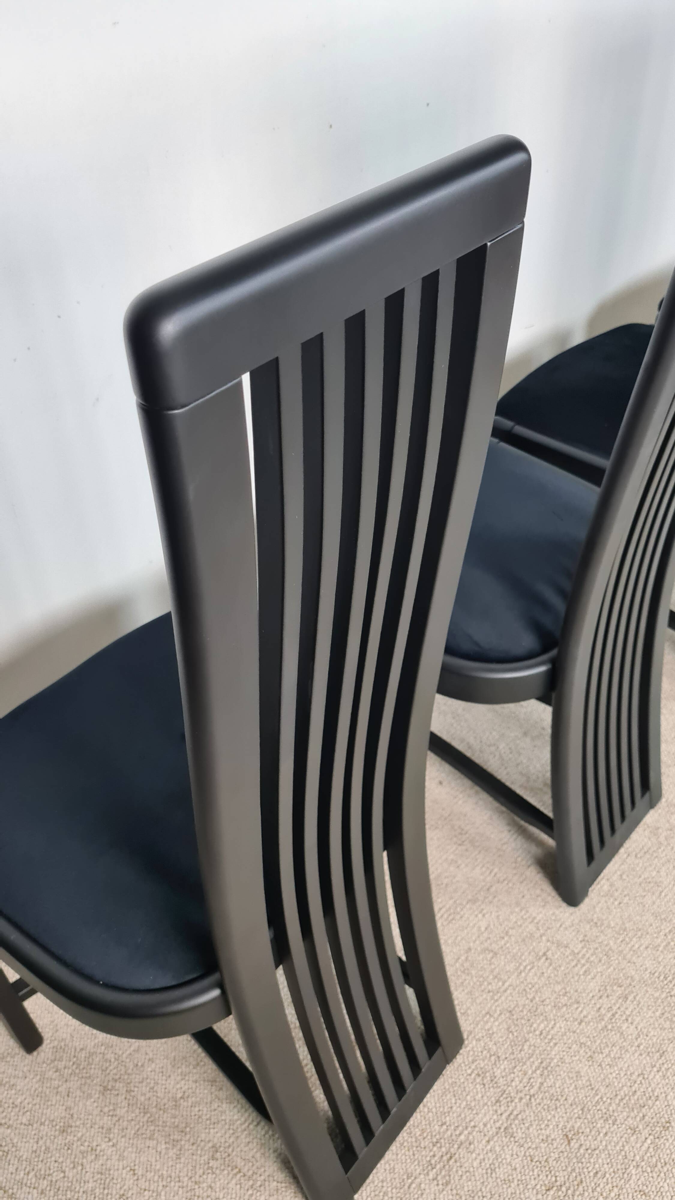 Set of four high "Slat back" chairs - Italian design 1980s