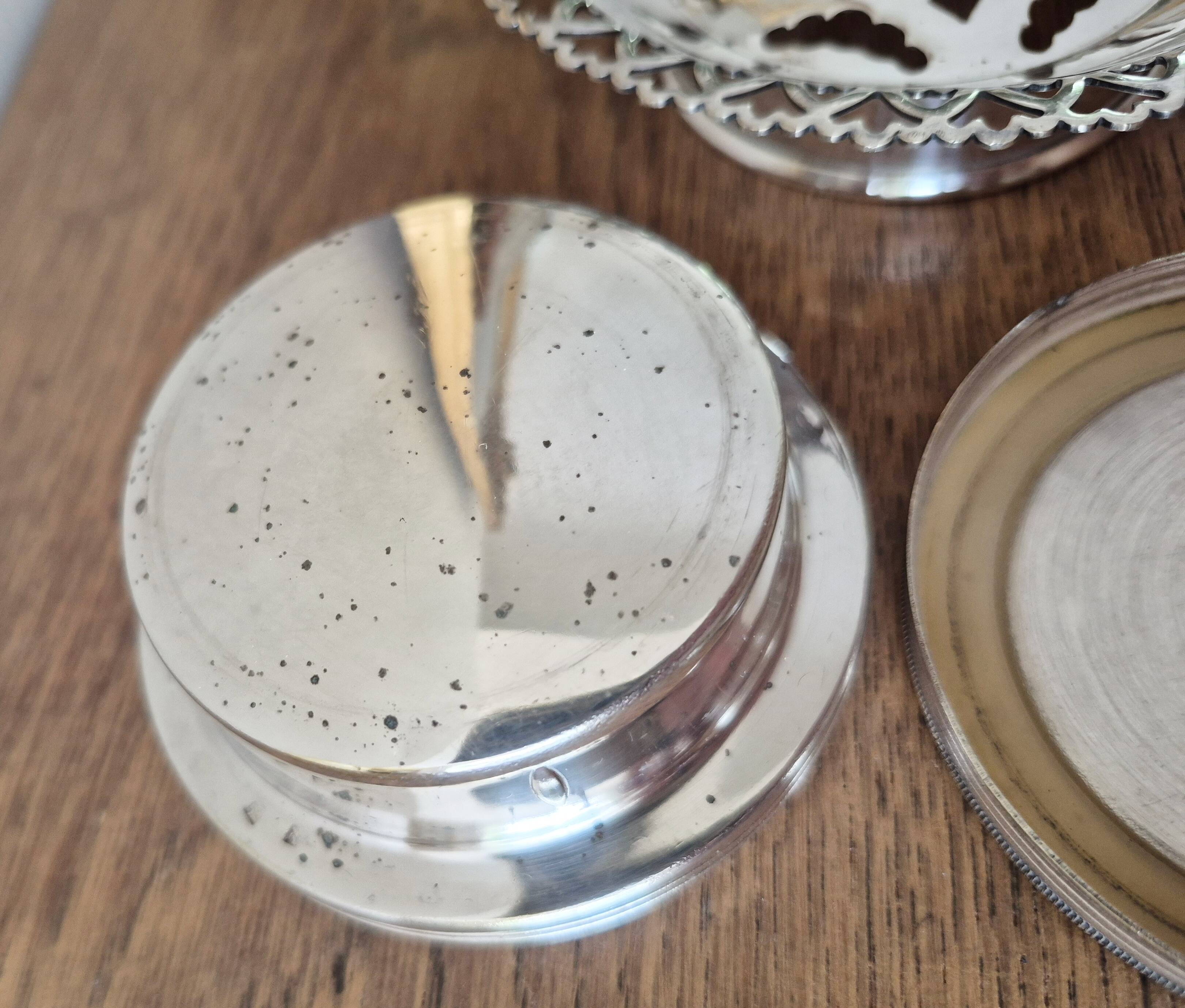 Silver-plated butter dish Coquillor