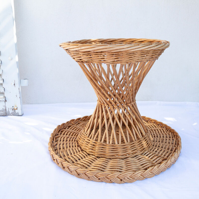 Ratin round coffee table