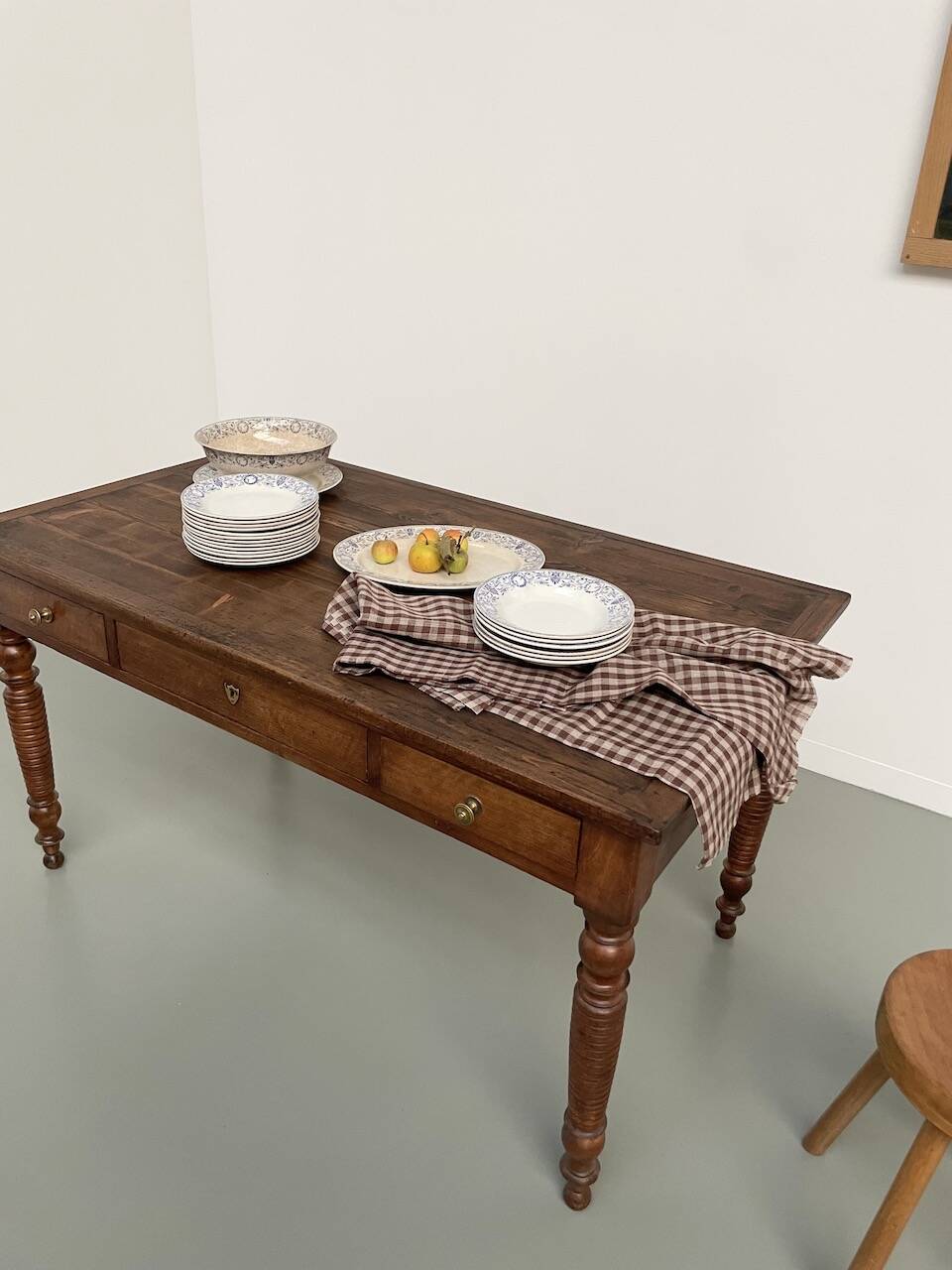 Set of 23 pieces of Marie Louise ironstone service