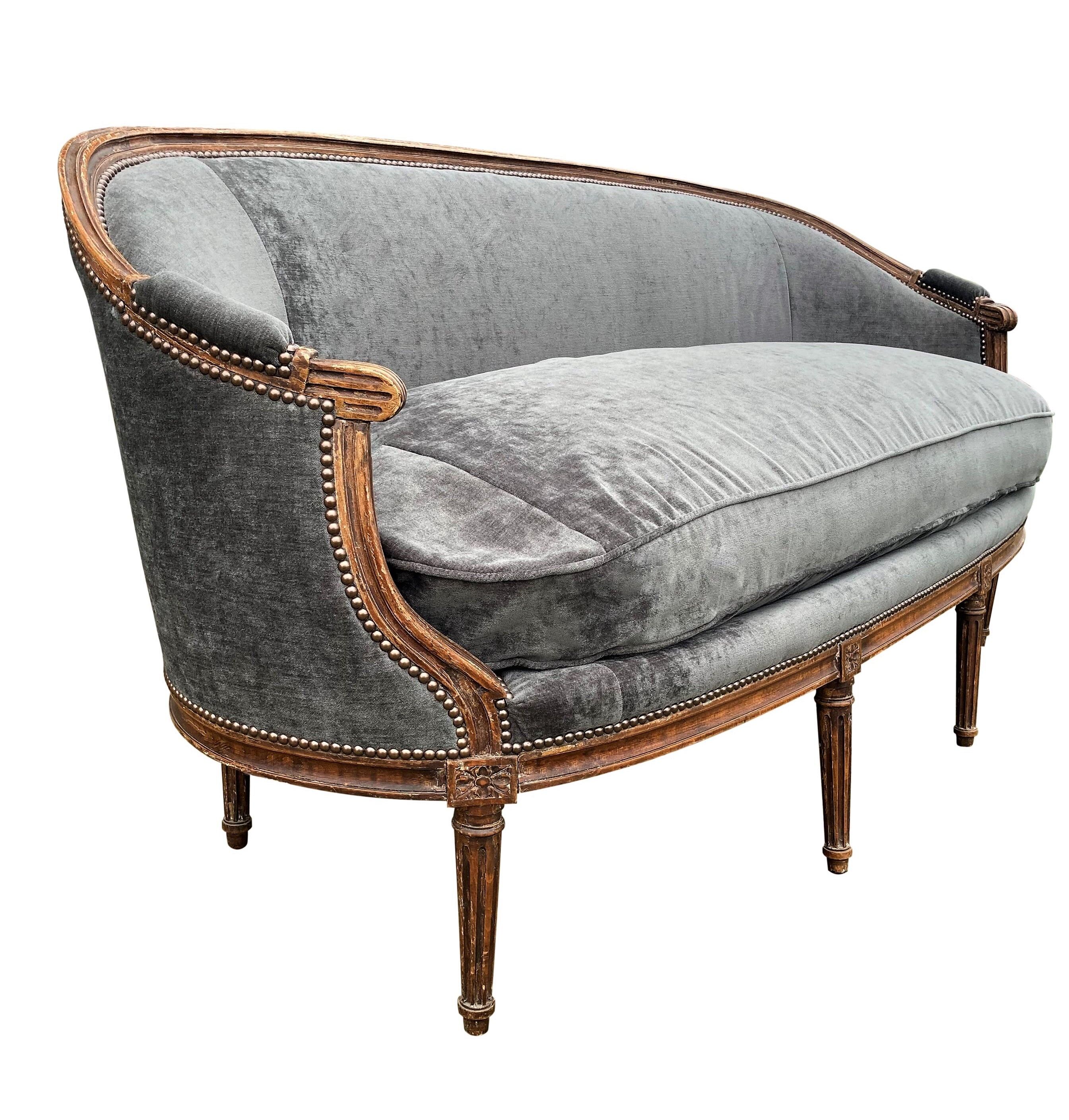 Louis XVI period sofa in basket
