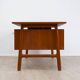 Bureau danois en teck de Omann Jun, modèle 75