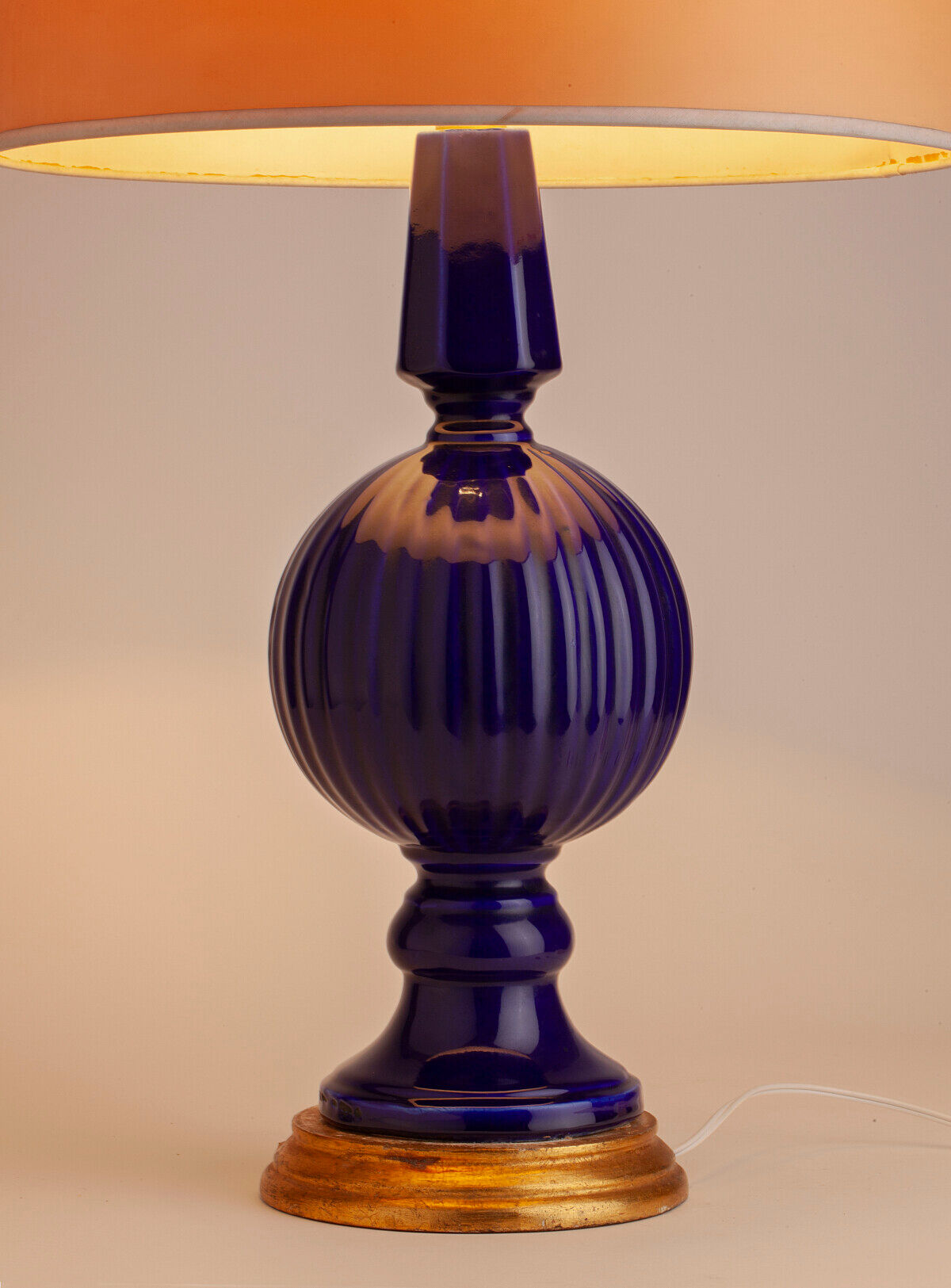 Cobalt-blue Manises lamp