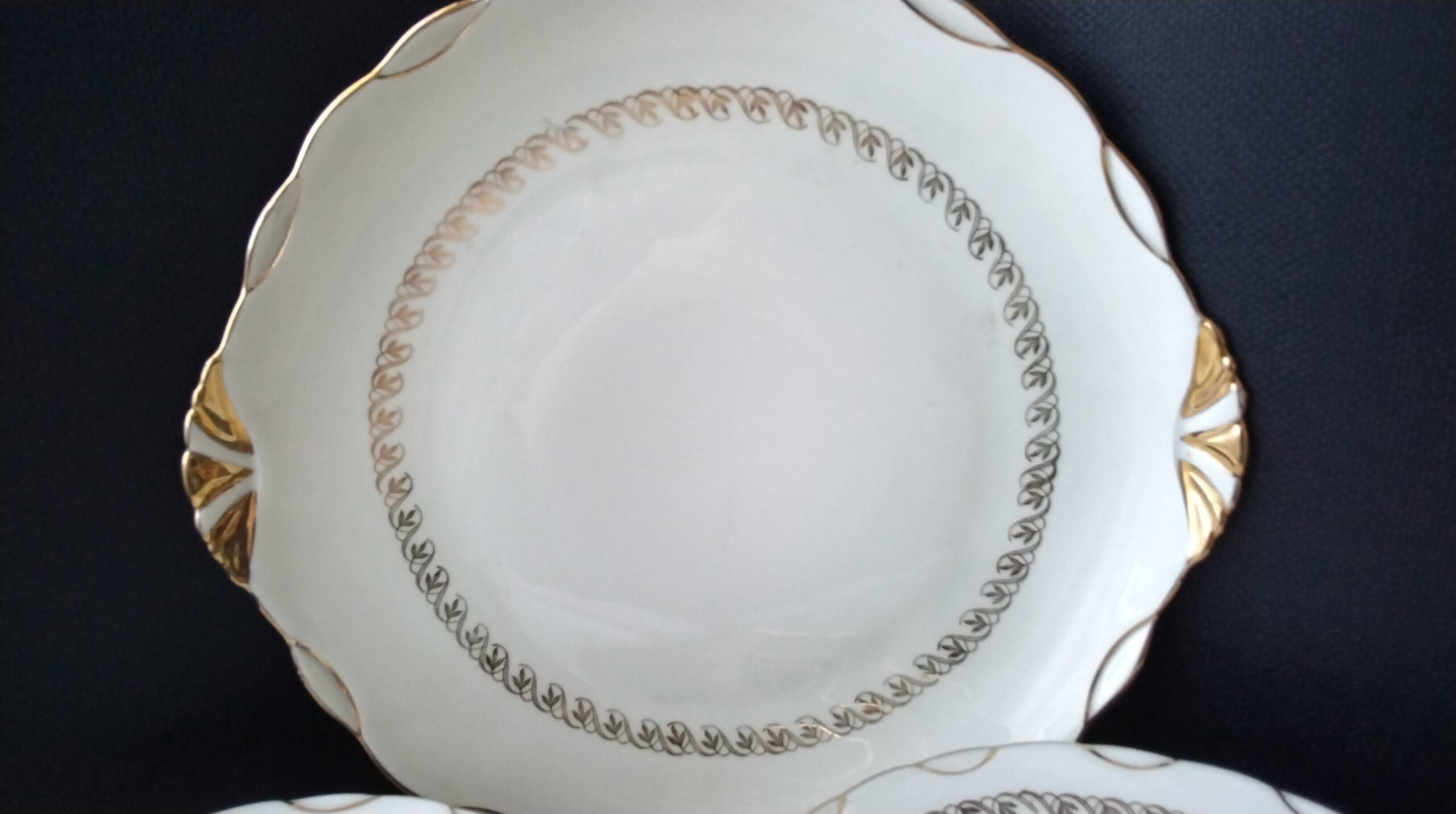 Berry porcelain cake service M&S with Limoges paste