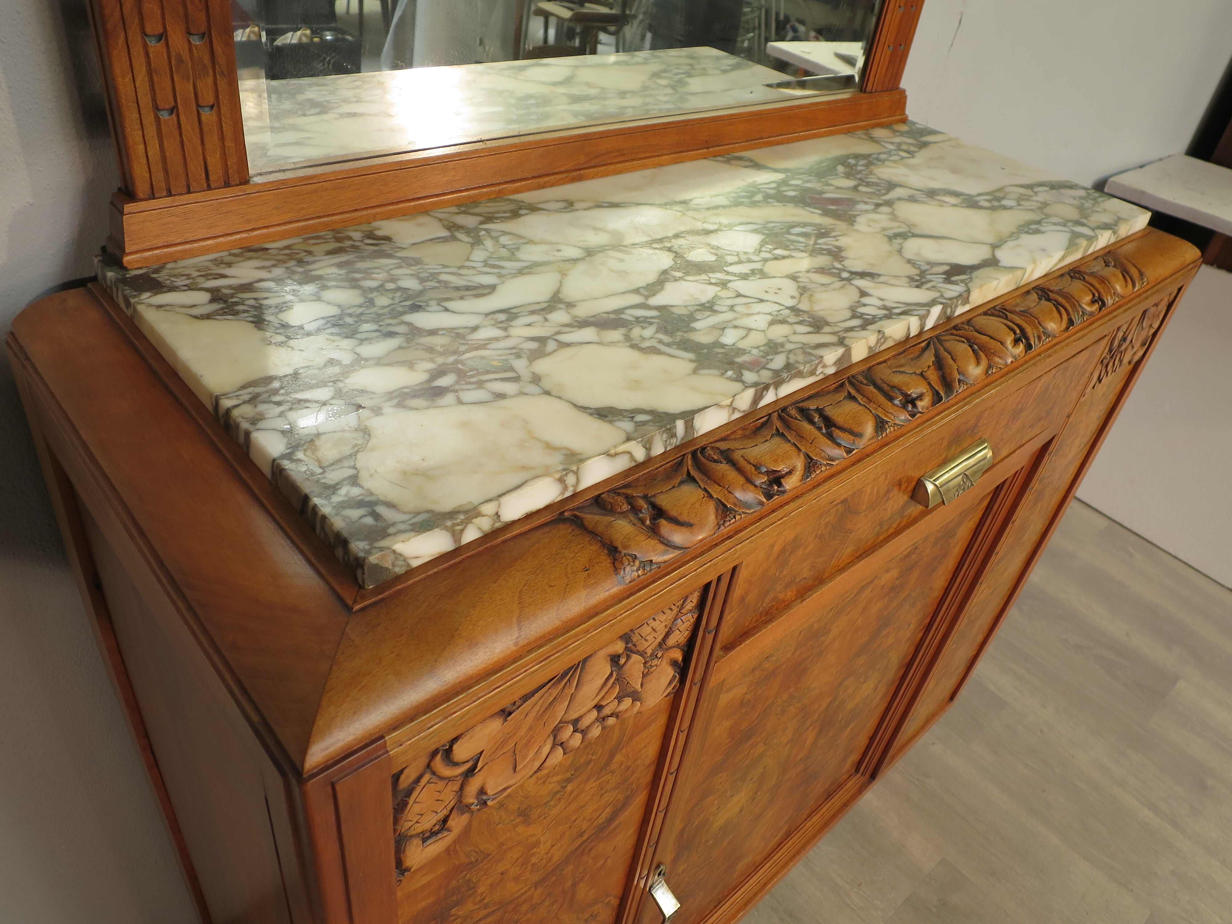 1930s art deco walnut buffet