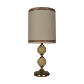 Vintage lamp to lay