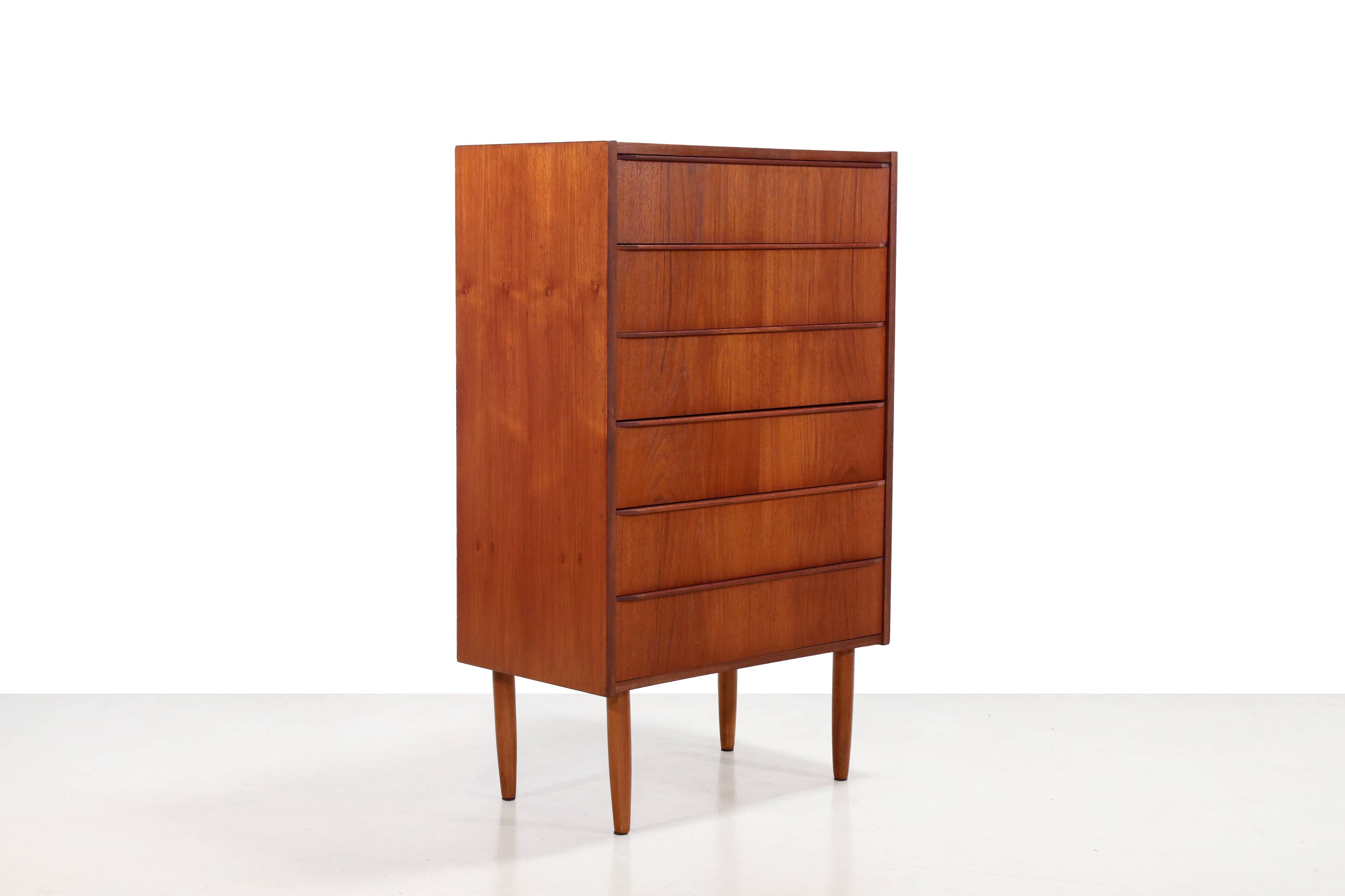 Danish teak design chest of drawers