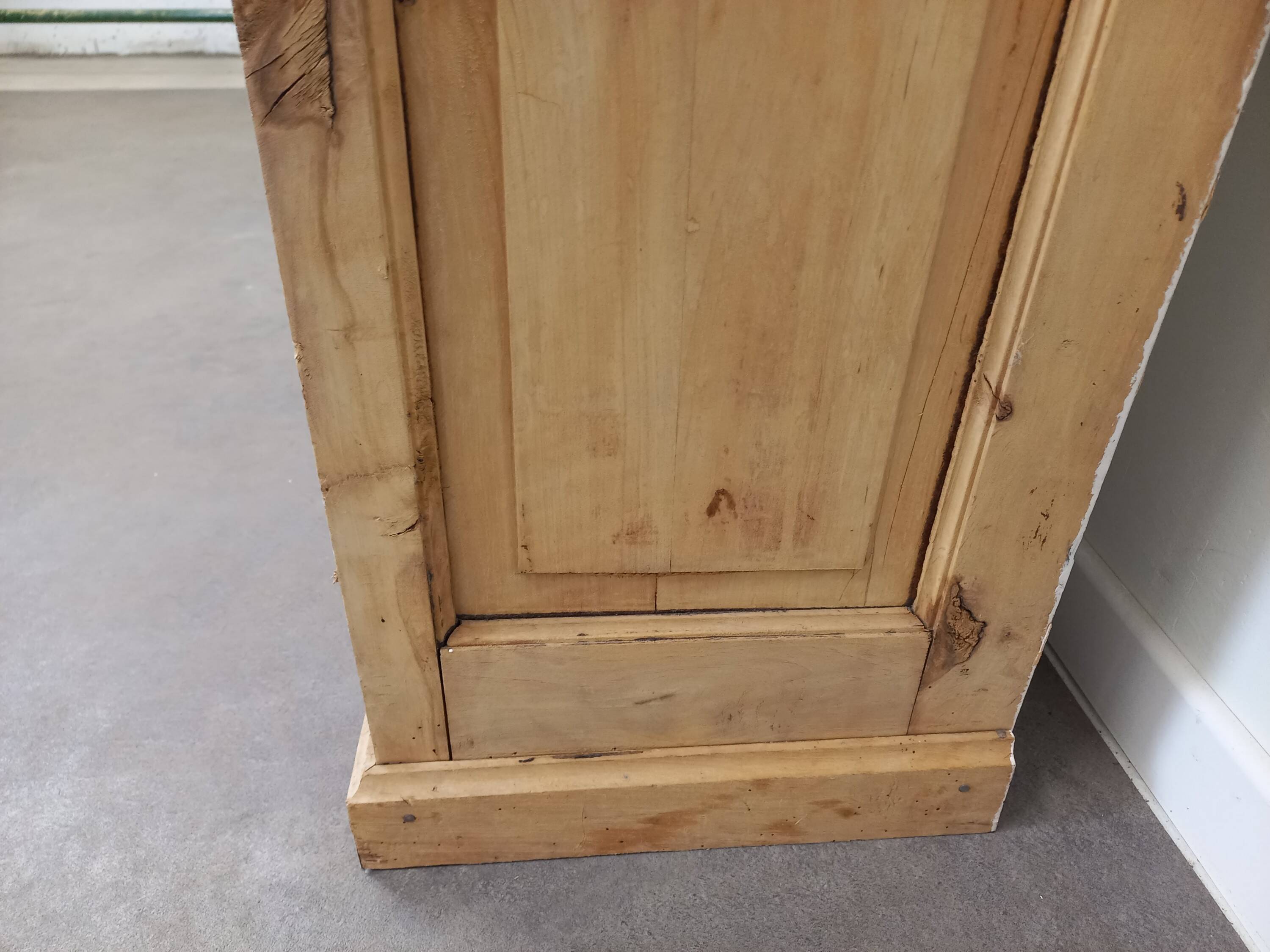 Parisian glass cabinet