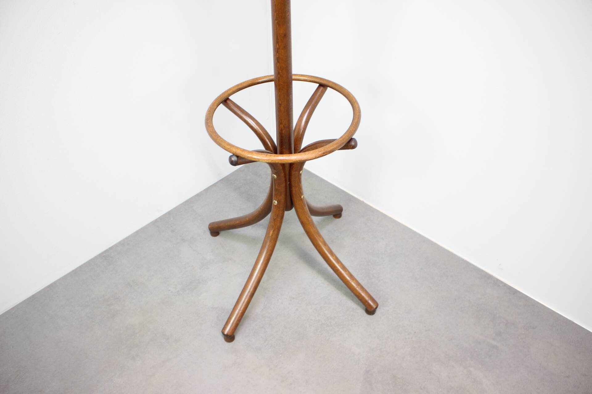 Vintage Curved Wooden Coat Stand VALET, Czechoslovakia, 1970s–1980s