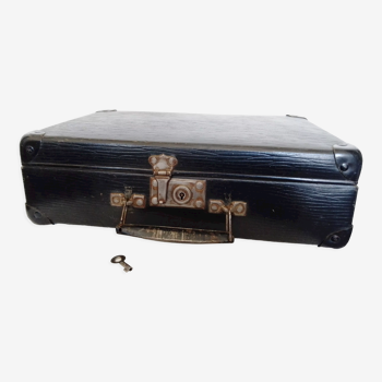Valise en carton noire avec sa cléf