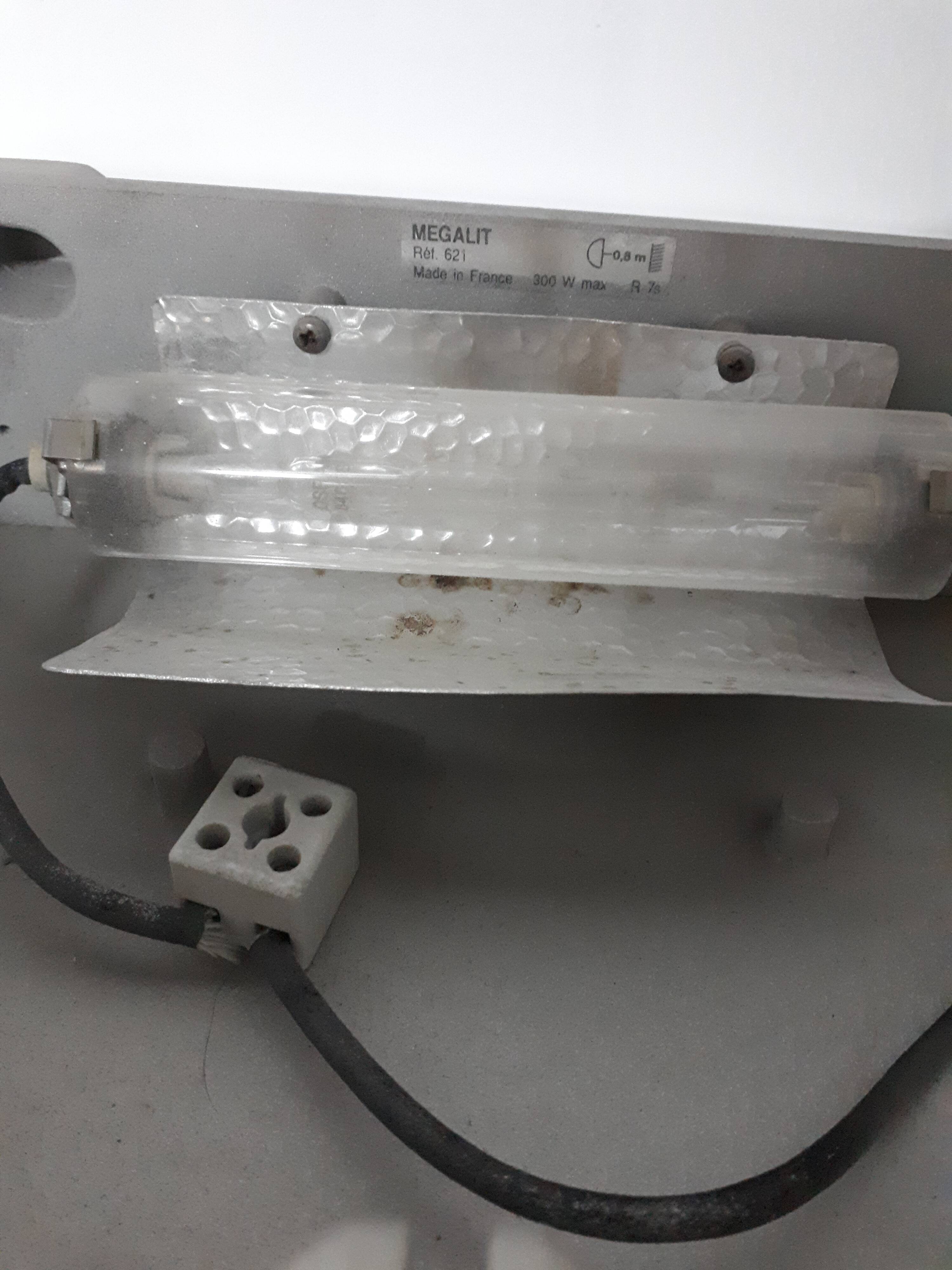 Light wall sconce 80