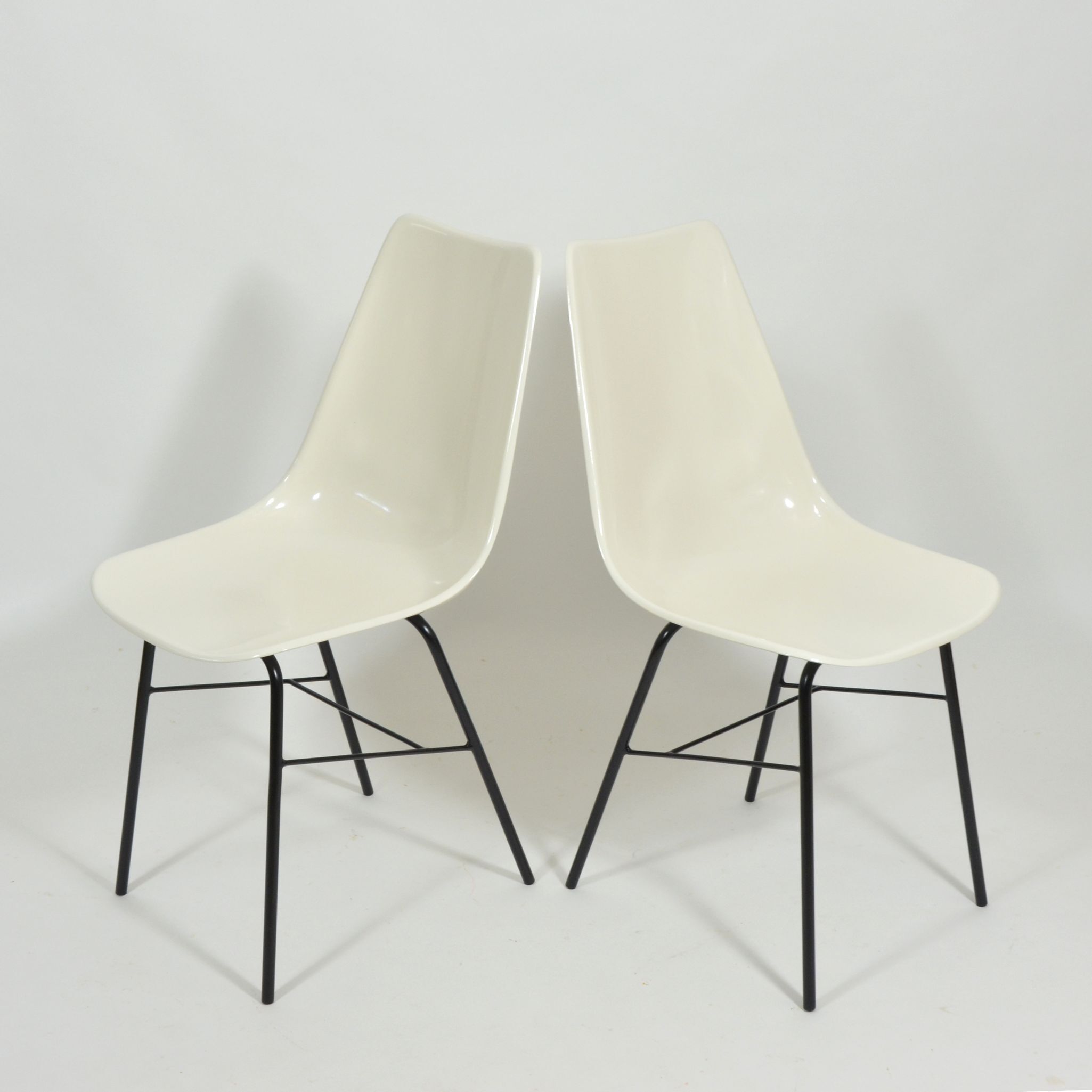 Pair of chairs by Vertex 1960