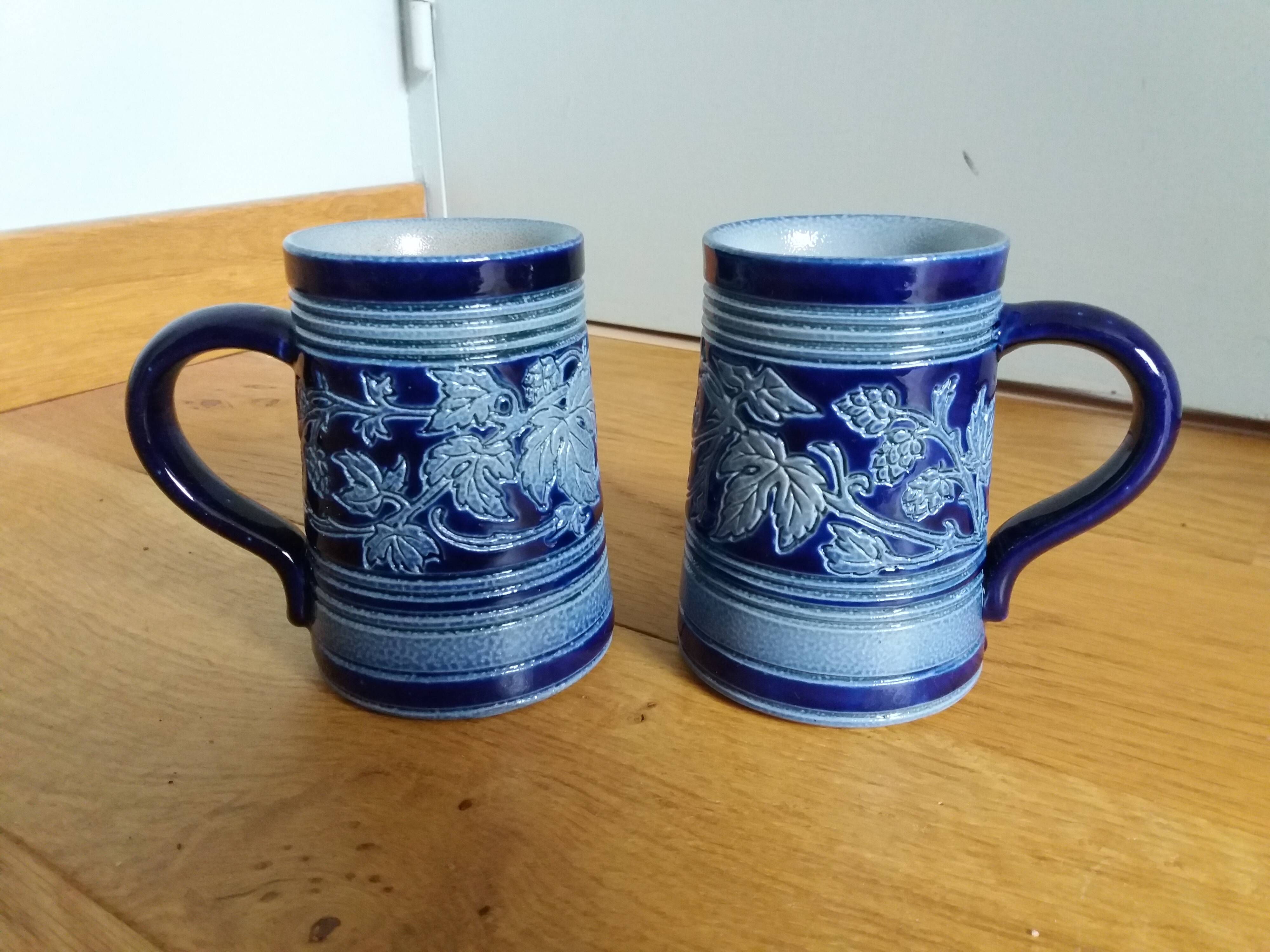 Mug cup in Alsace Betschdorf sandstone signed Krumeich Remmy