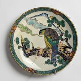 Japan, porcelain plate from Kutani with bird of prey decoration, 19th century.