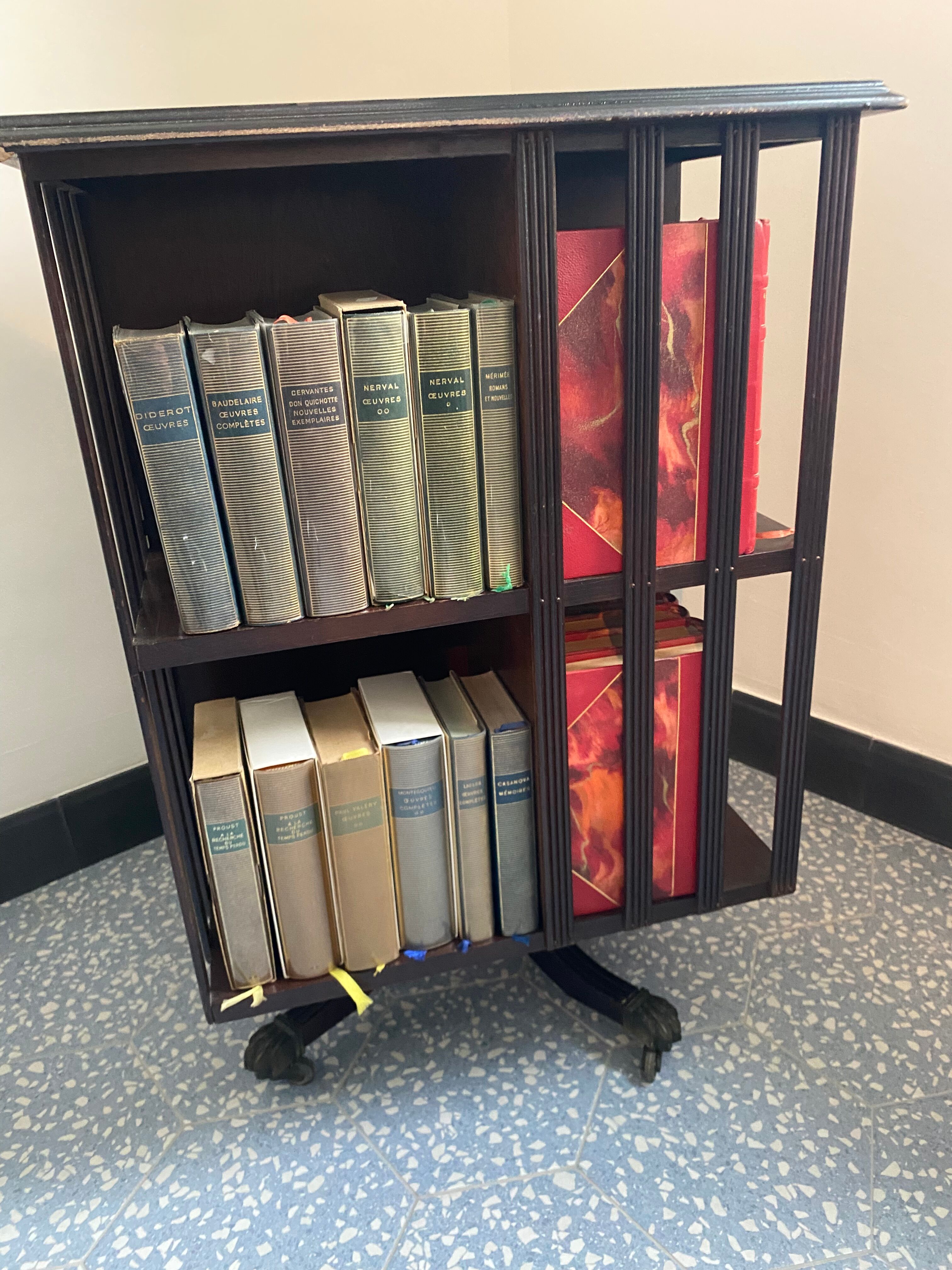 English rotating library